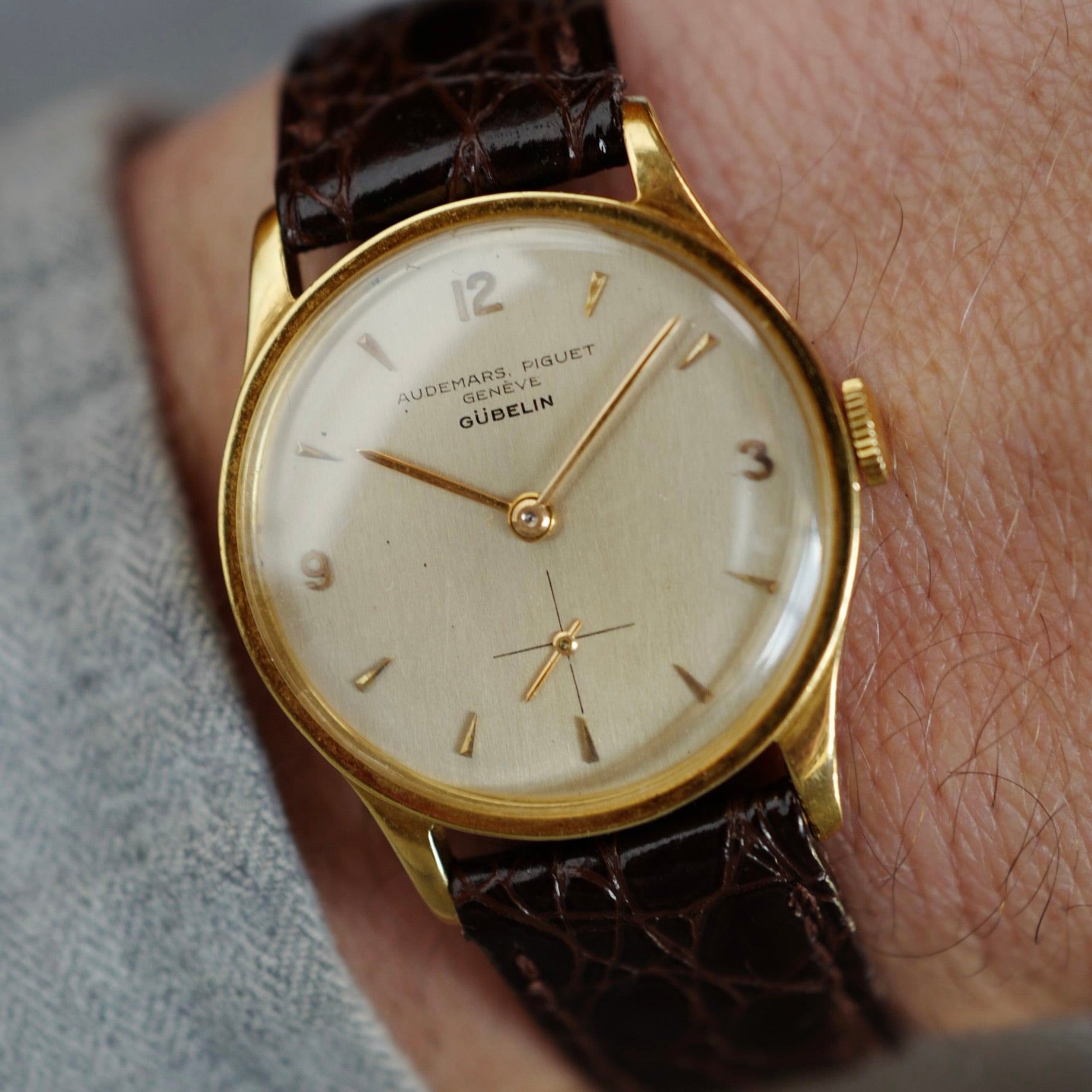 Audemars Piguet - Audemars Piguet Yellow Gold Vintage Watch Retailed by Gubelin (NEW ARRIVAL) - The Keystone Watches