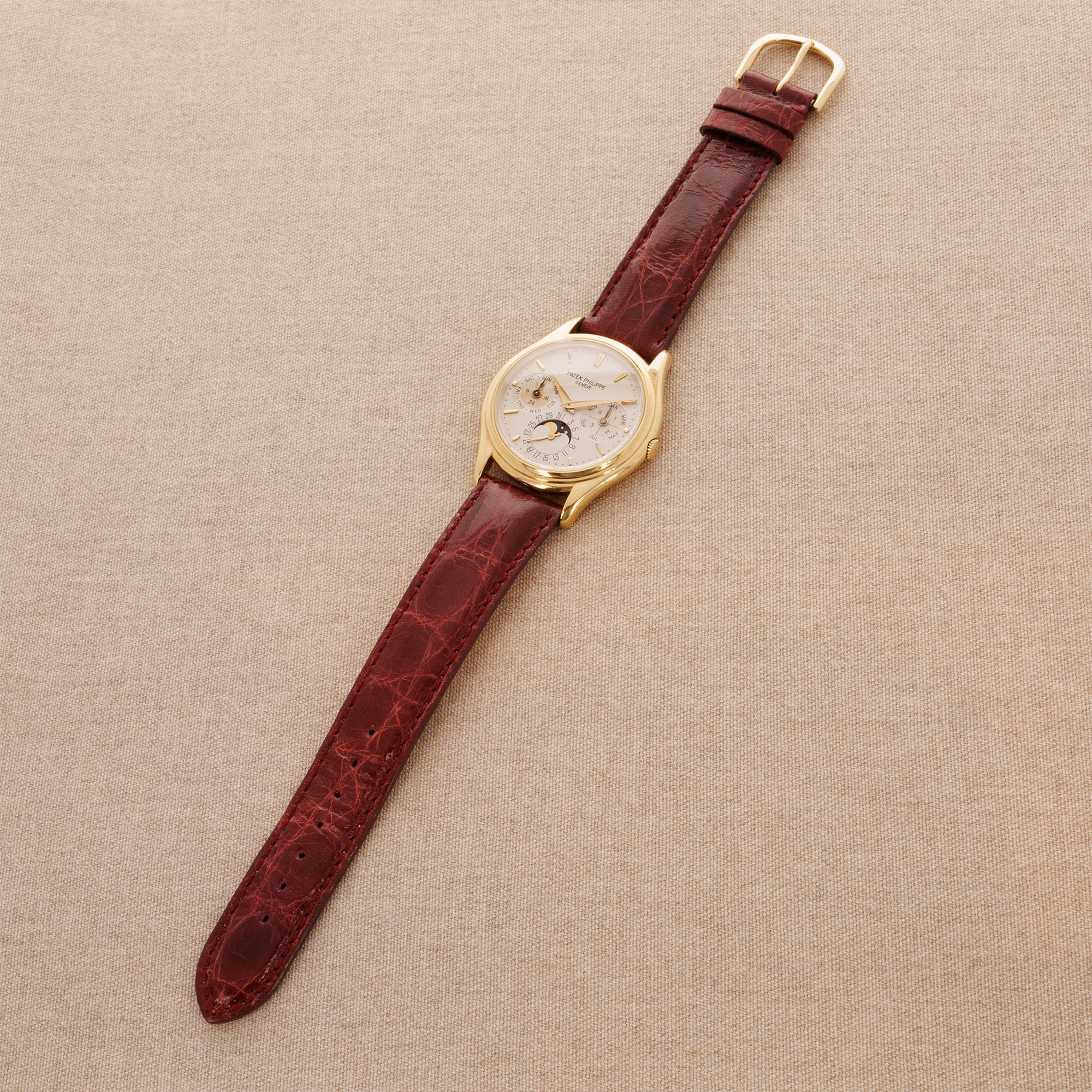 Patek Philippe - Patek Philippe Yellow Gold Perpetual Calendar Ref. 3940. Second Series Dial - The Keystone Watches