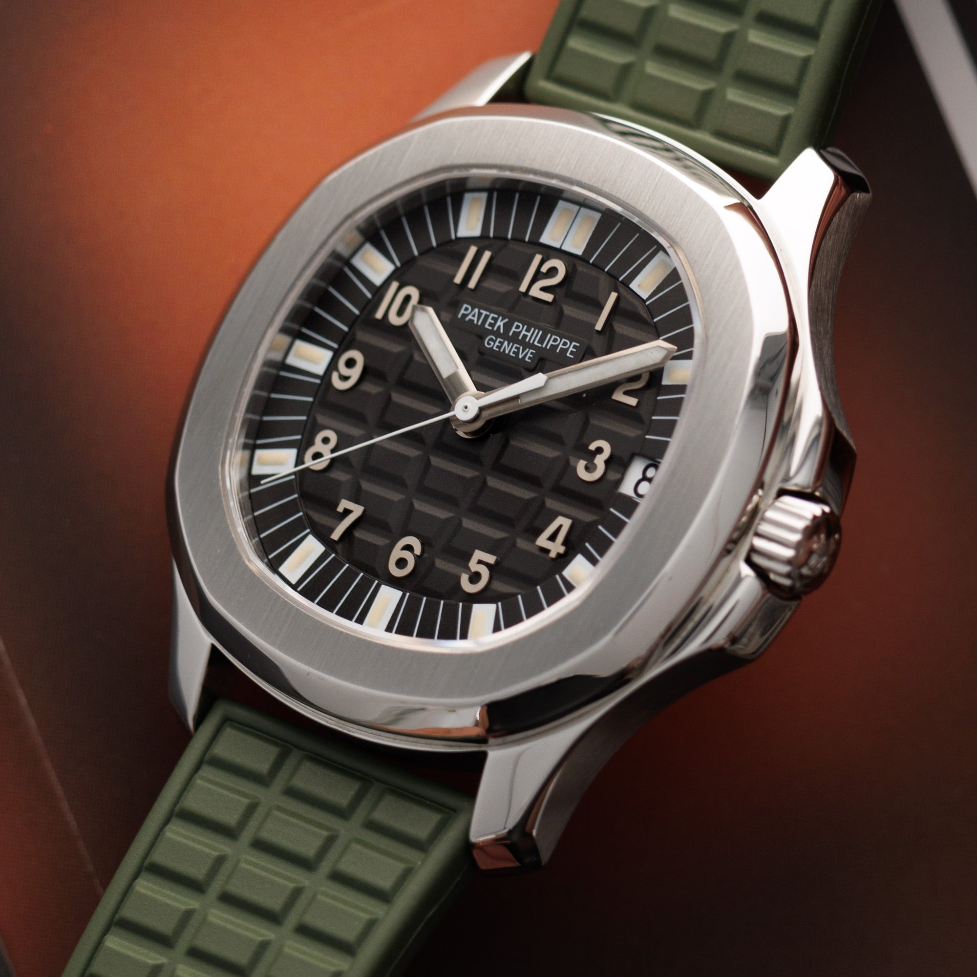 Patek Philippe - PATEK PHILIPPE STEEL AQUANAUT REF 5065 - The Keystone Watches
