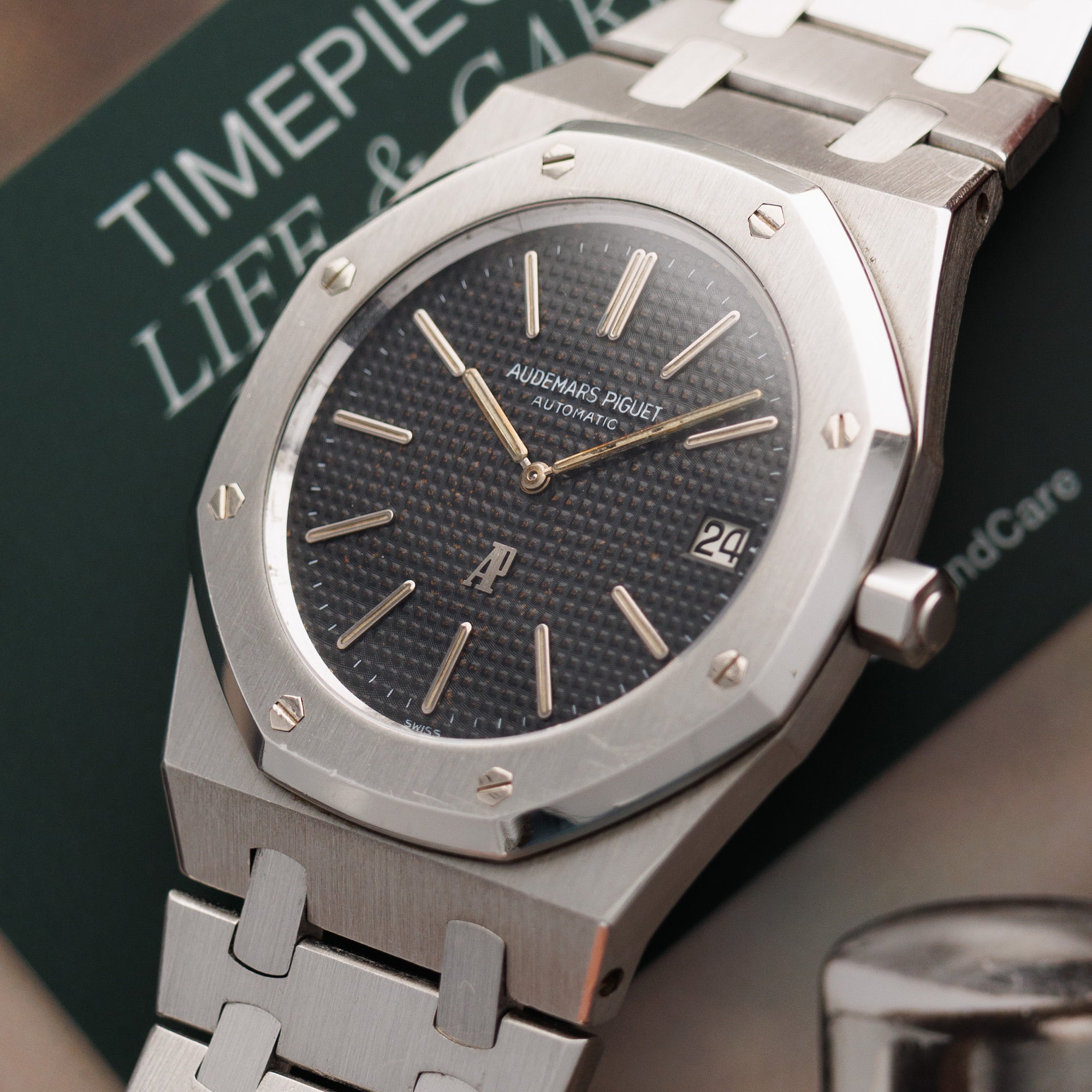 Audemars Piguet - Audemars Piguet Steel Transitional Jumbo Royal Oak Ref. 5402 Rare No Serial Watch - The Keystone Watches