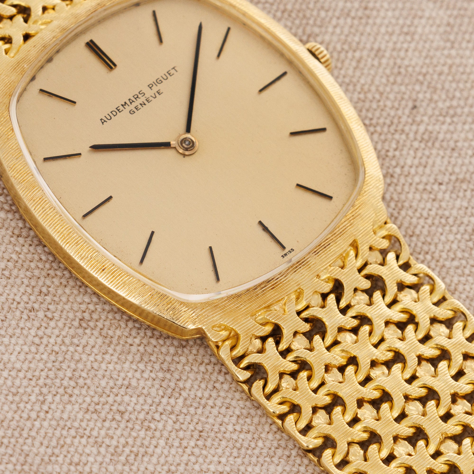 Audemars Piguet - Audemars Piguet Yellow Gold Vintage Bracelet Watch - The Keystone Watches