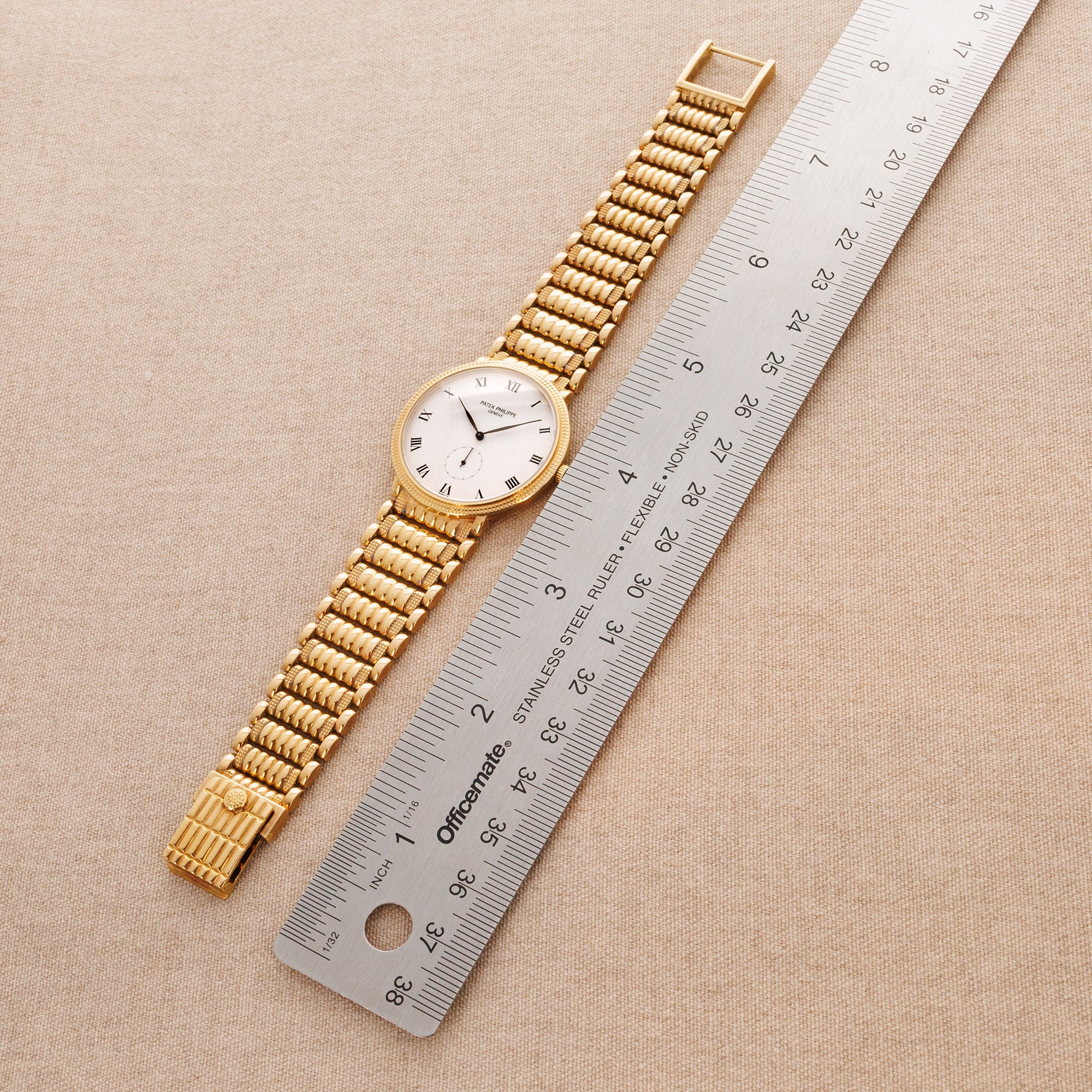 Patek Philippe - Patek Philippe Yellow Gold Calatrava Ref. 3919 on a Bracelet - The Keystone Watches