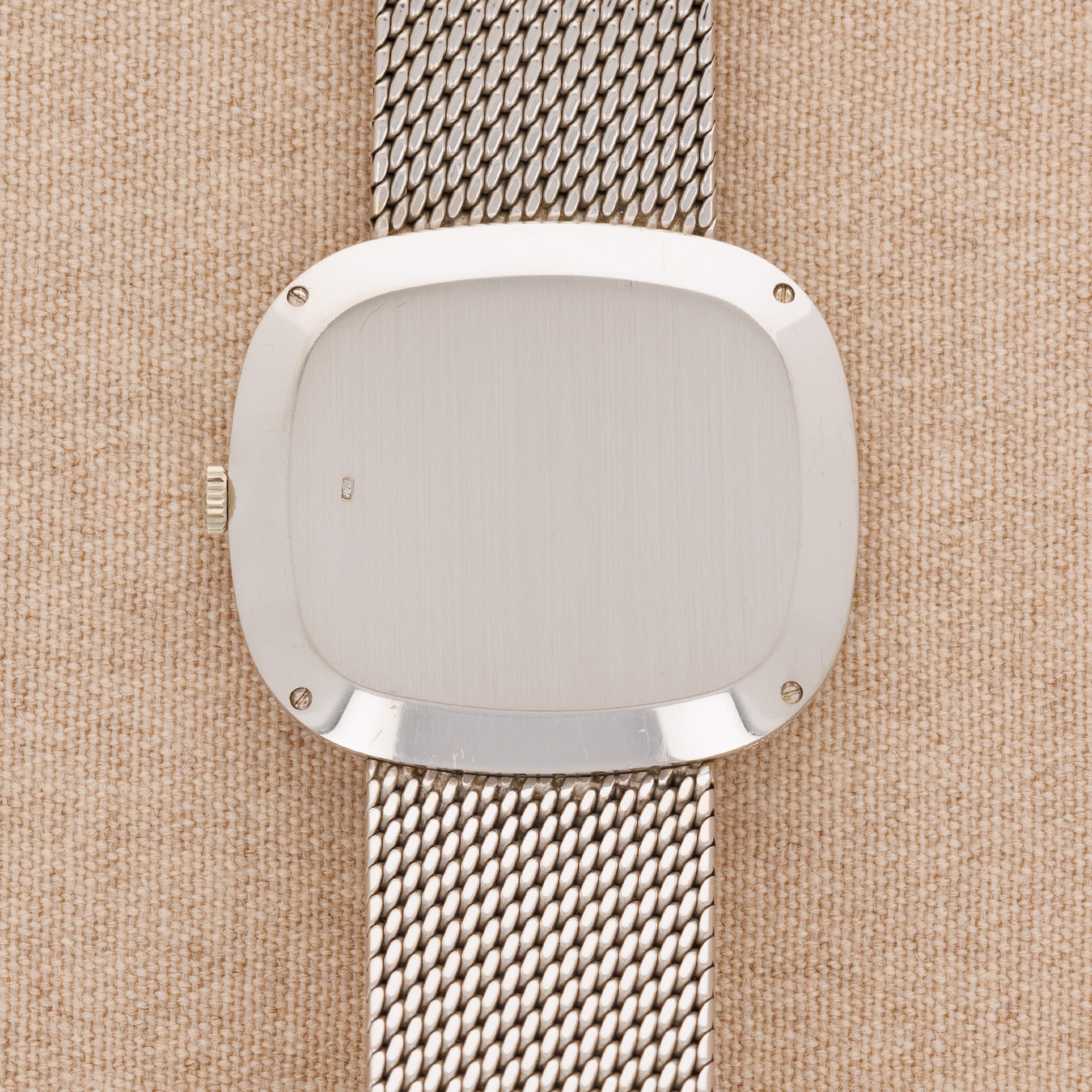 Vacheron Constantin - Vacheron Constantin White Gold Watch with Onyx Dial Ref. 2097 - The Keystone Watches