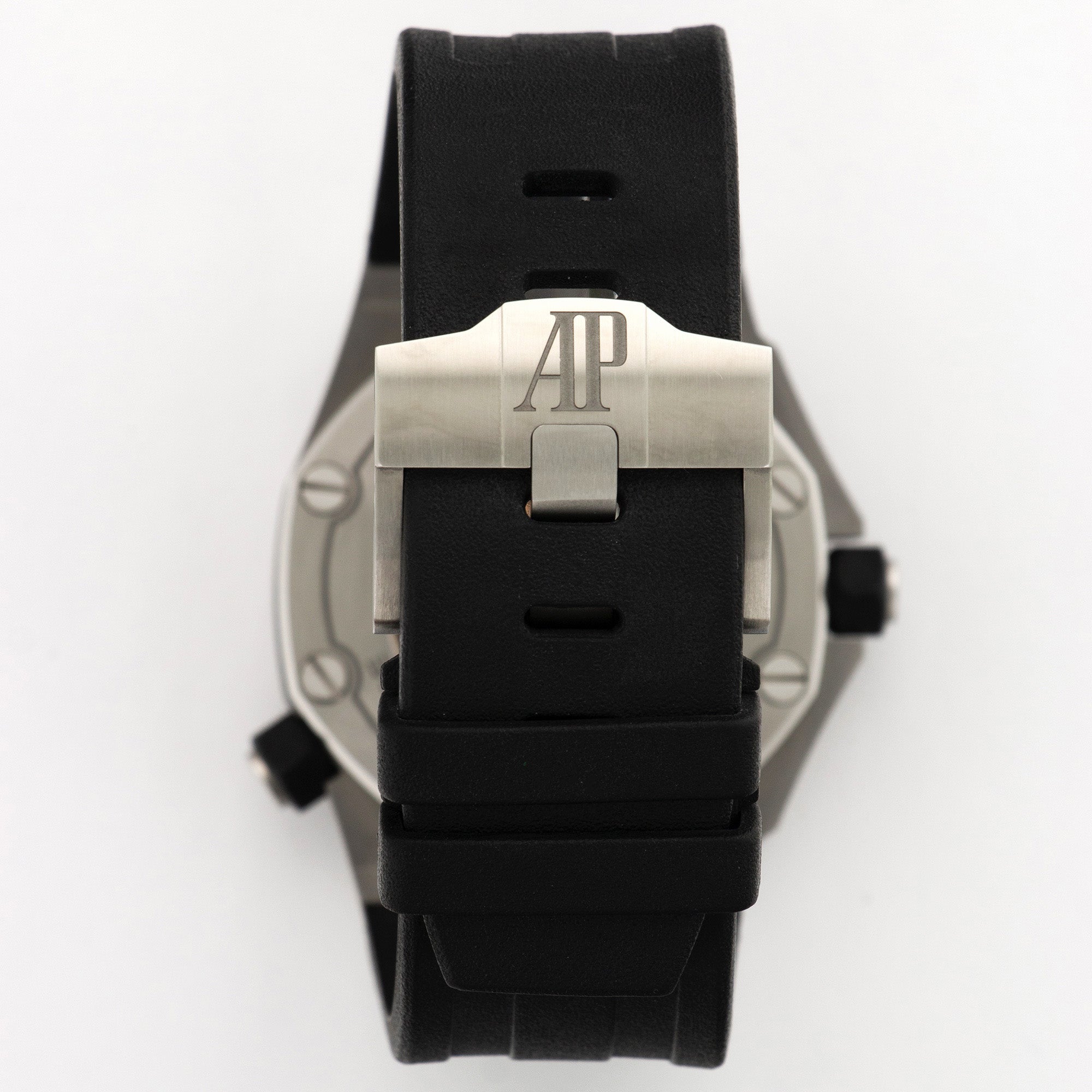 Audemars Piguet - Audemars Piguet Royal Oak Offshore Diver Watch Ref. 15710 - The Keystone Watches