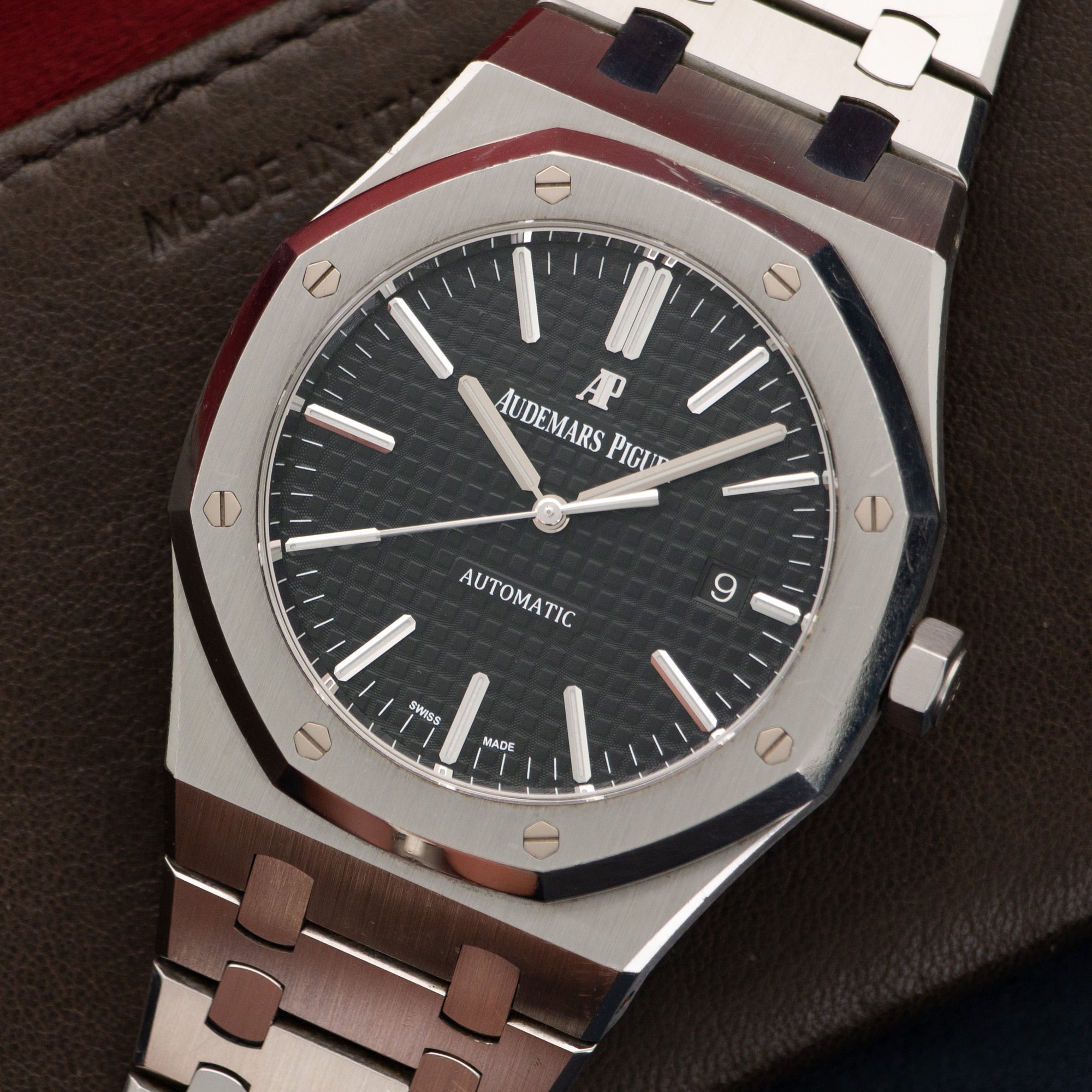 Audemars Piguet - Audemars Piguet Royal Oak 41mm Watch Ref. 15400 - The Keystone Watches