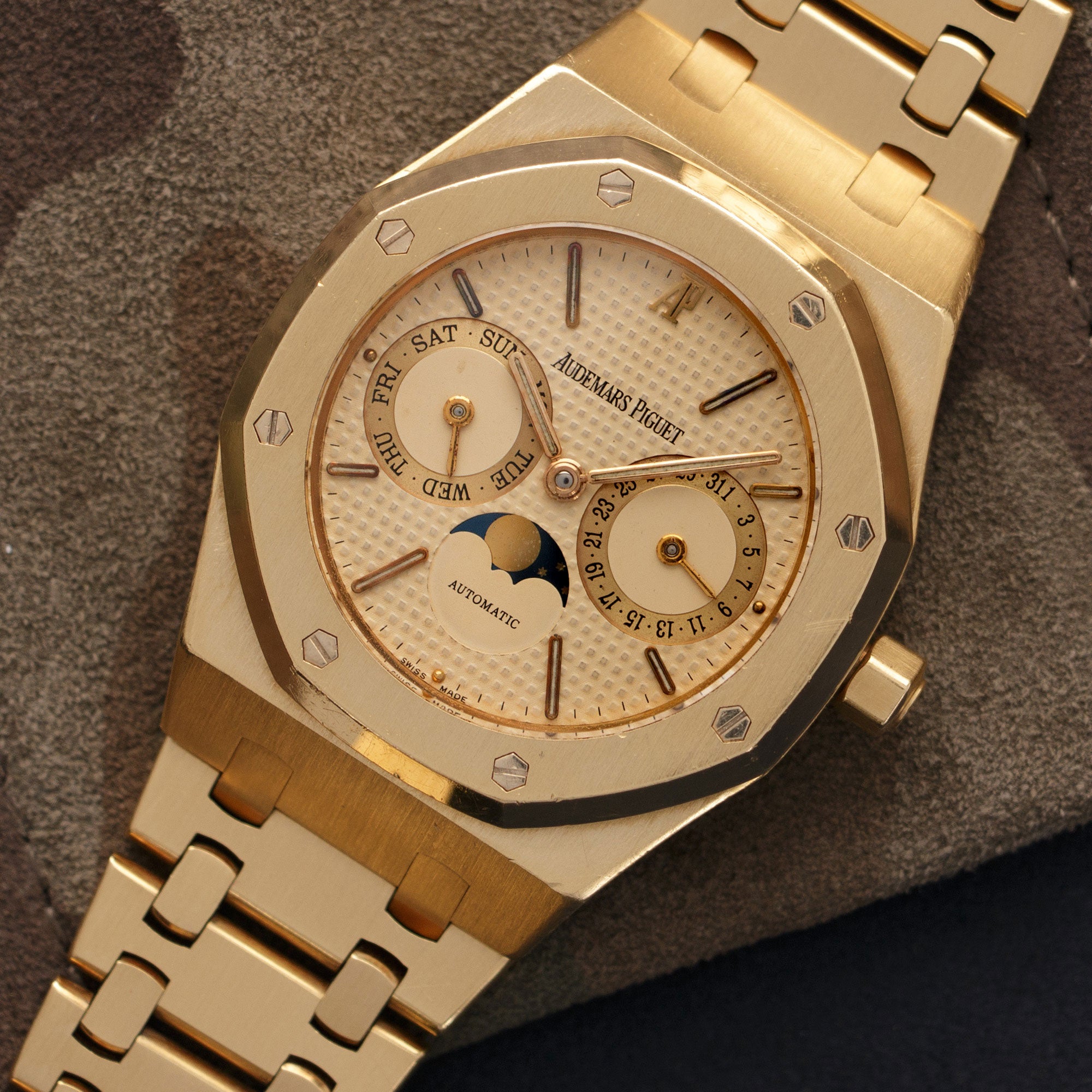 Audemars Piguet Royal Oak 25594BA 18k YG The Keystone Watches