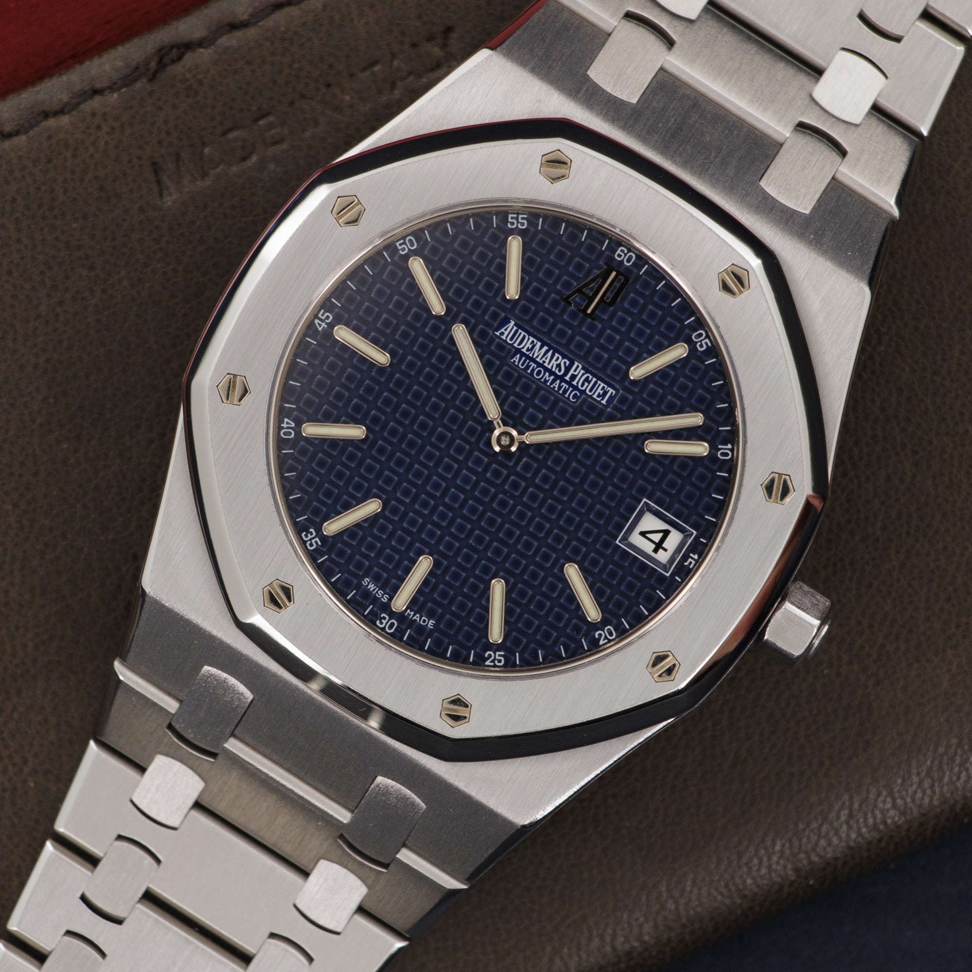 Audemars Piguet - Audemars Piguet Royal Oak Jumbo Firrst Series Watch Ref. 15202 - The Keystone Watches