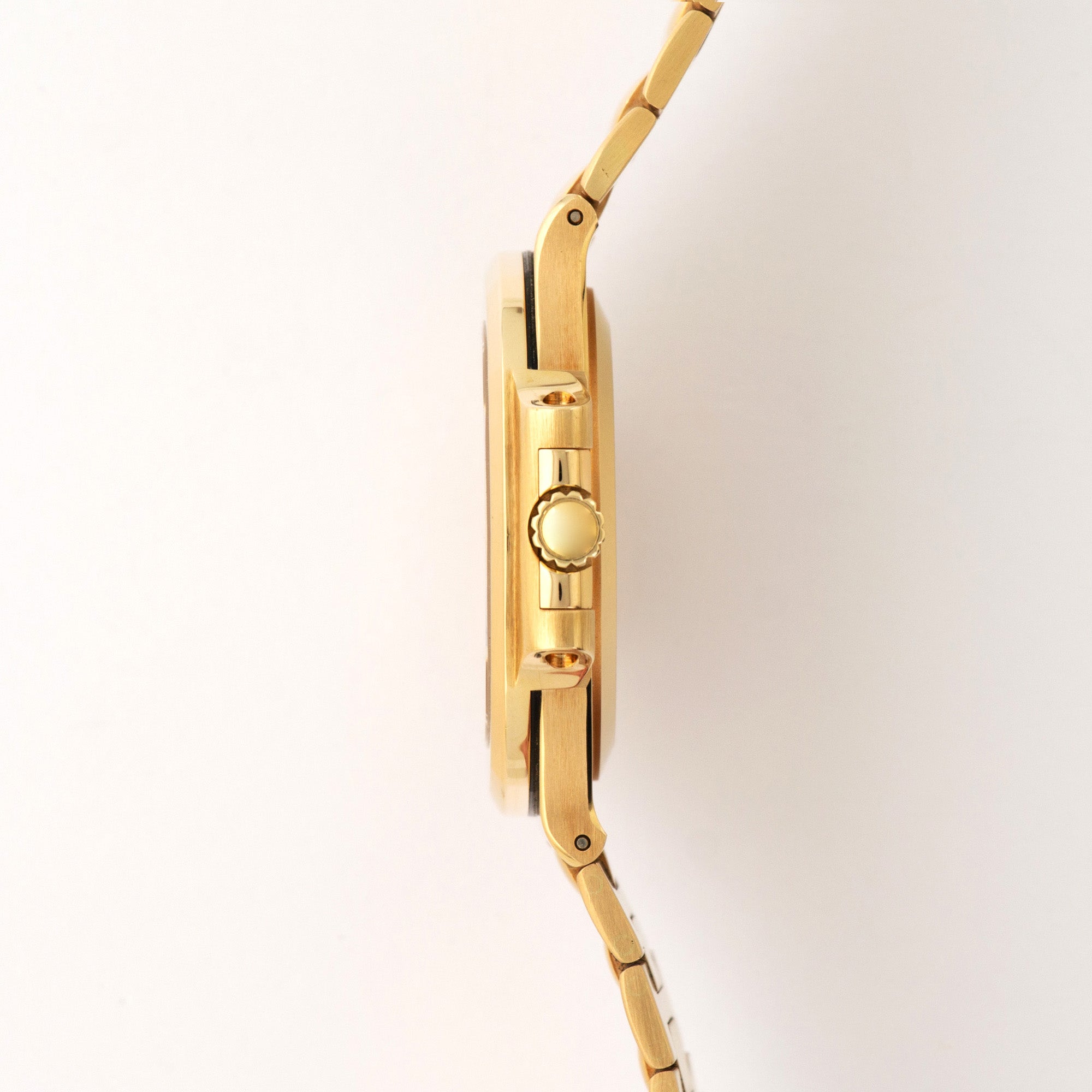 Patek Philippe - Patek Philippe Yellow Gold Nautilus Watch Ref. 3800 - The Keystone Watches