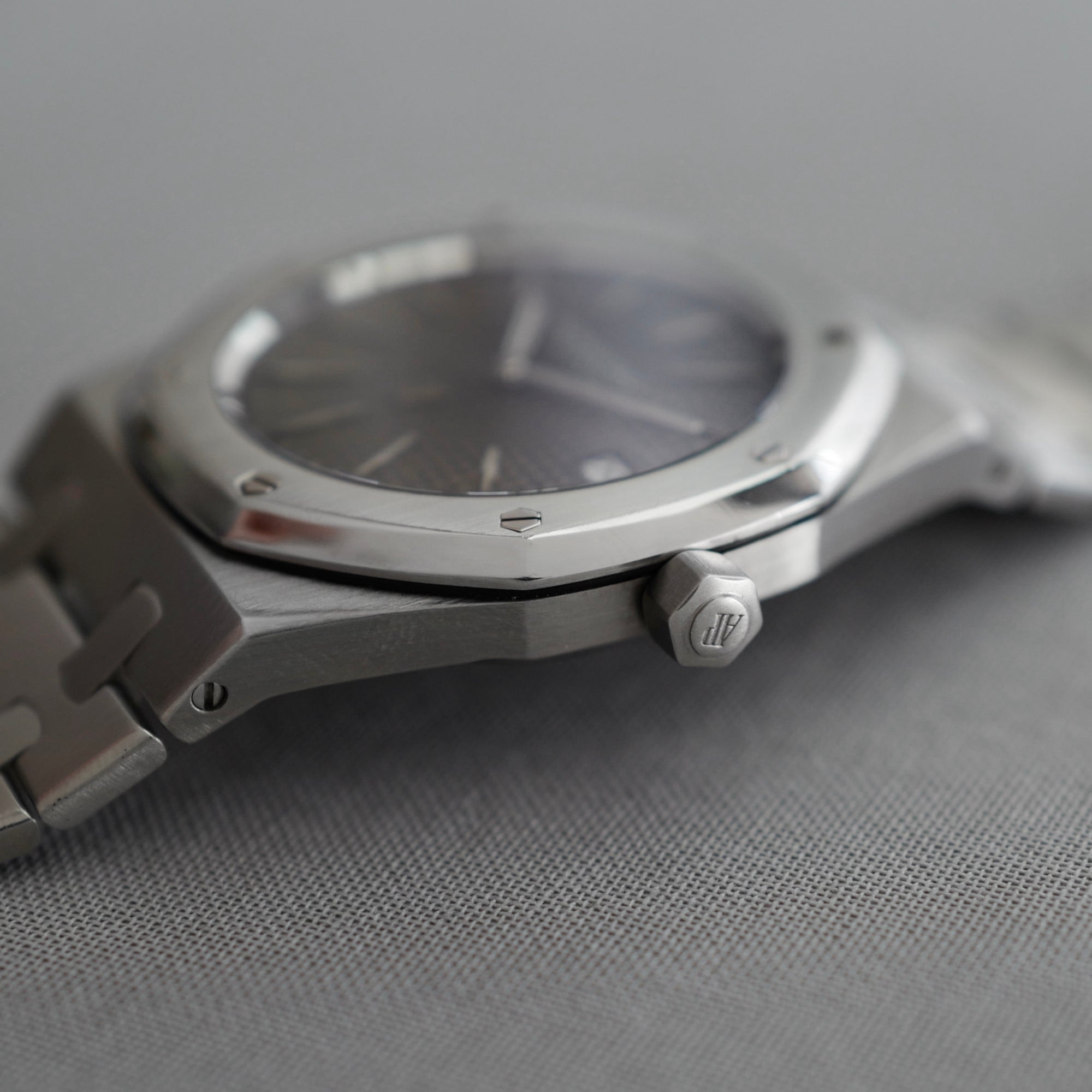 Audemars Piguet - Audemars Piguet Steel Royal Oak Ref. 5402 with Tropical Dial, with Box and Papers - The Keystone Watches