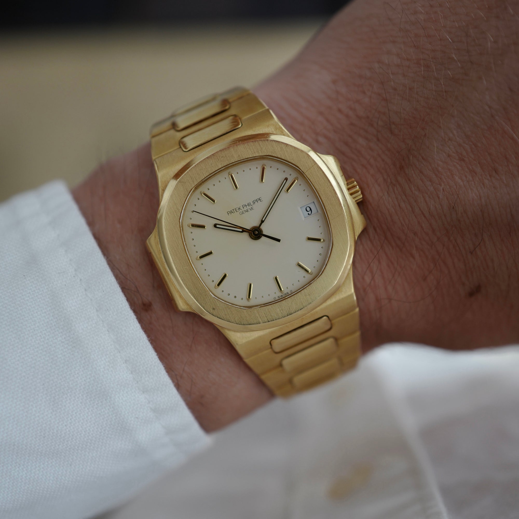 Patek Philippe - Patek Philippe Yellow Gold Nautilus Watch Ref. 3800 - The Keystone Watches
