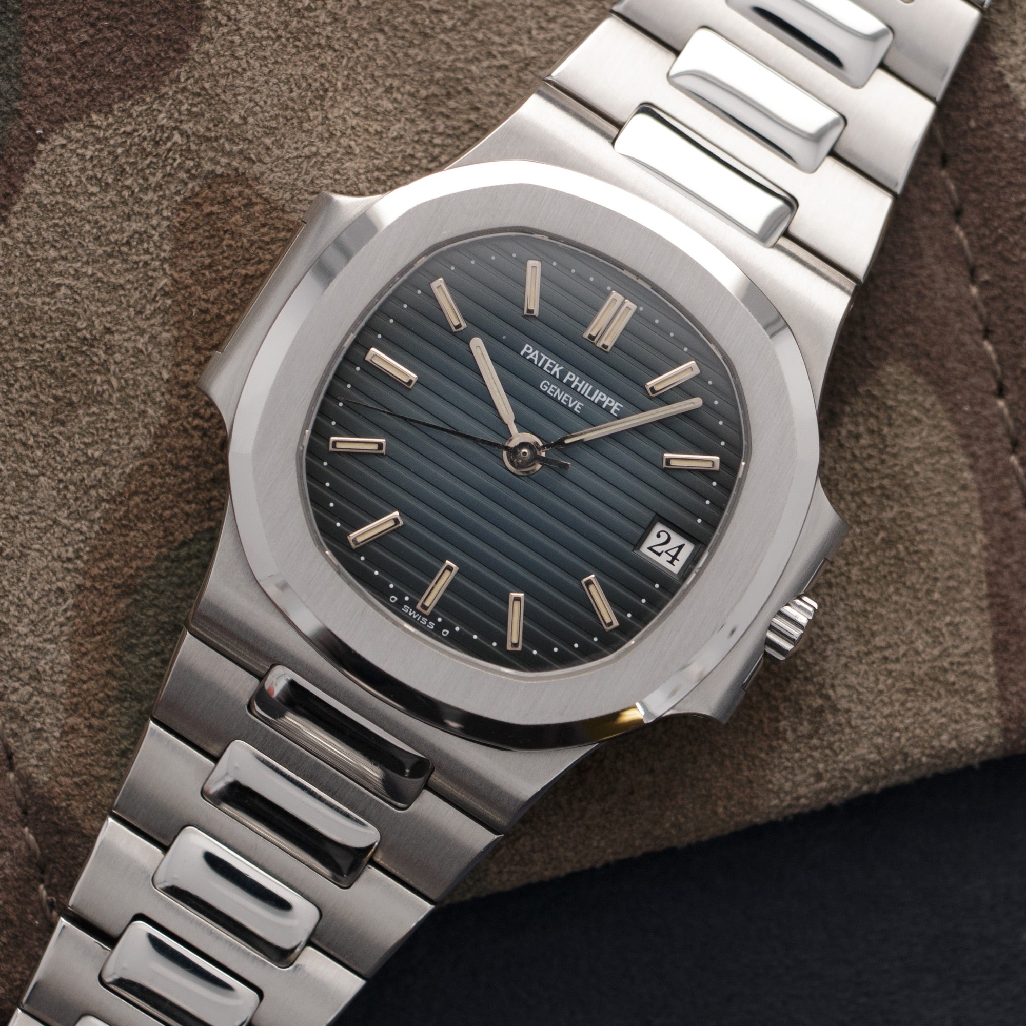 Patek Philippe - Patek Philippe Nautilus Watch, Ref. 3800 - The Keystone Watches