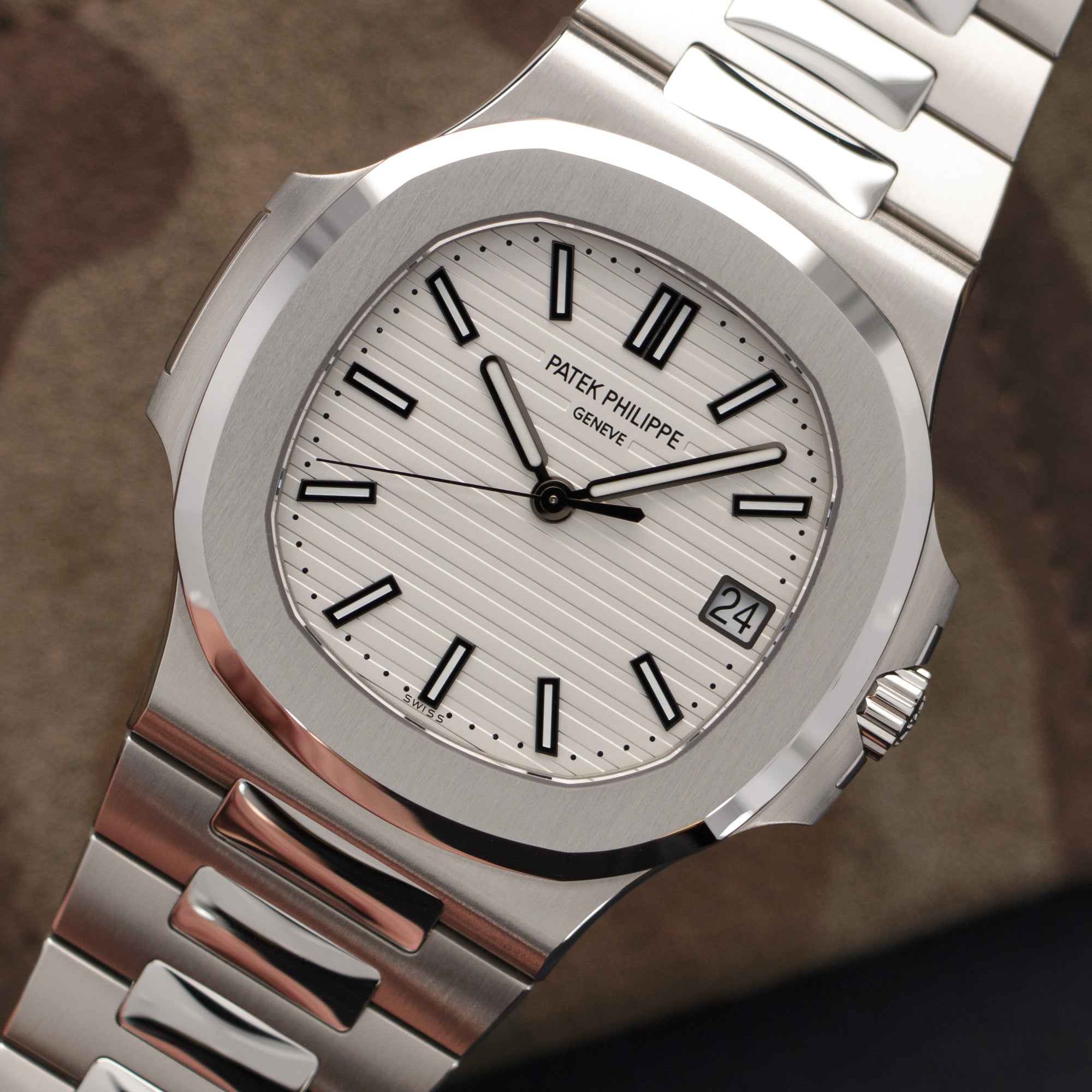 Patek Philippe - Patek Philippe Nautilus Jumbo Watch Ref. 5711 - The Keystone Watches
