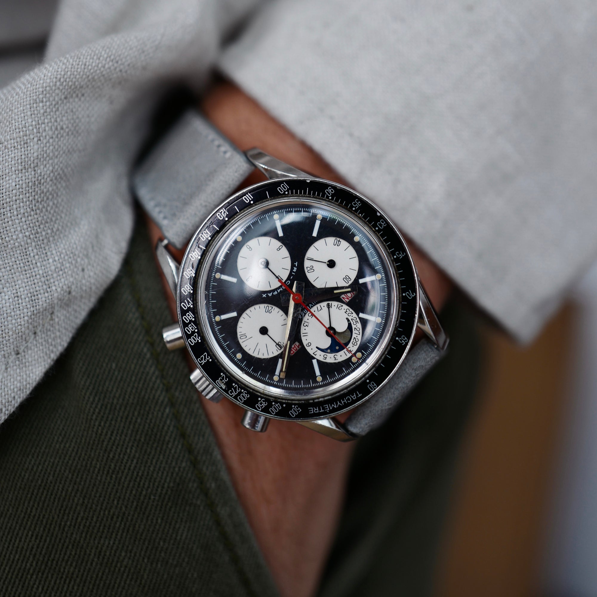 Universal Geneve - Universal Geneve Eric Clapton Tri-Compax Reference 881101 - The Keystone Watches