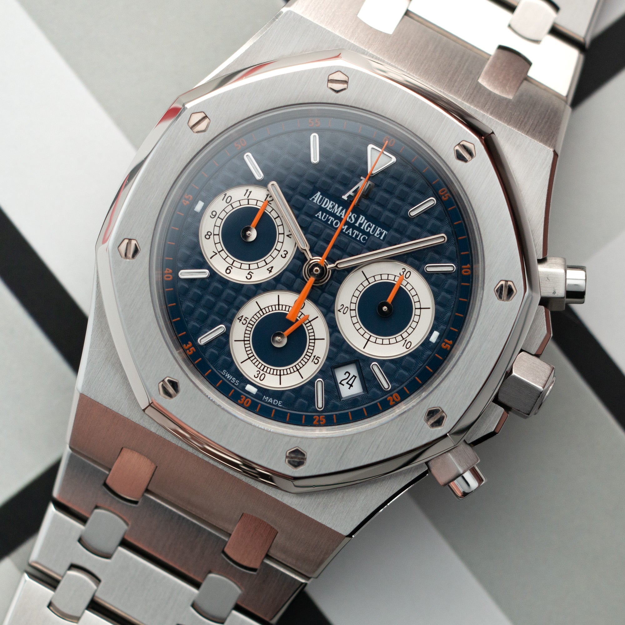 Audemars Piguet - Audemars Piguet Steel Royal Oak Chronograph Ref. 26300 - The Keystone Watches