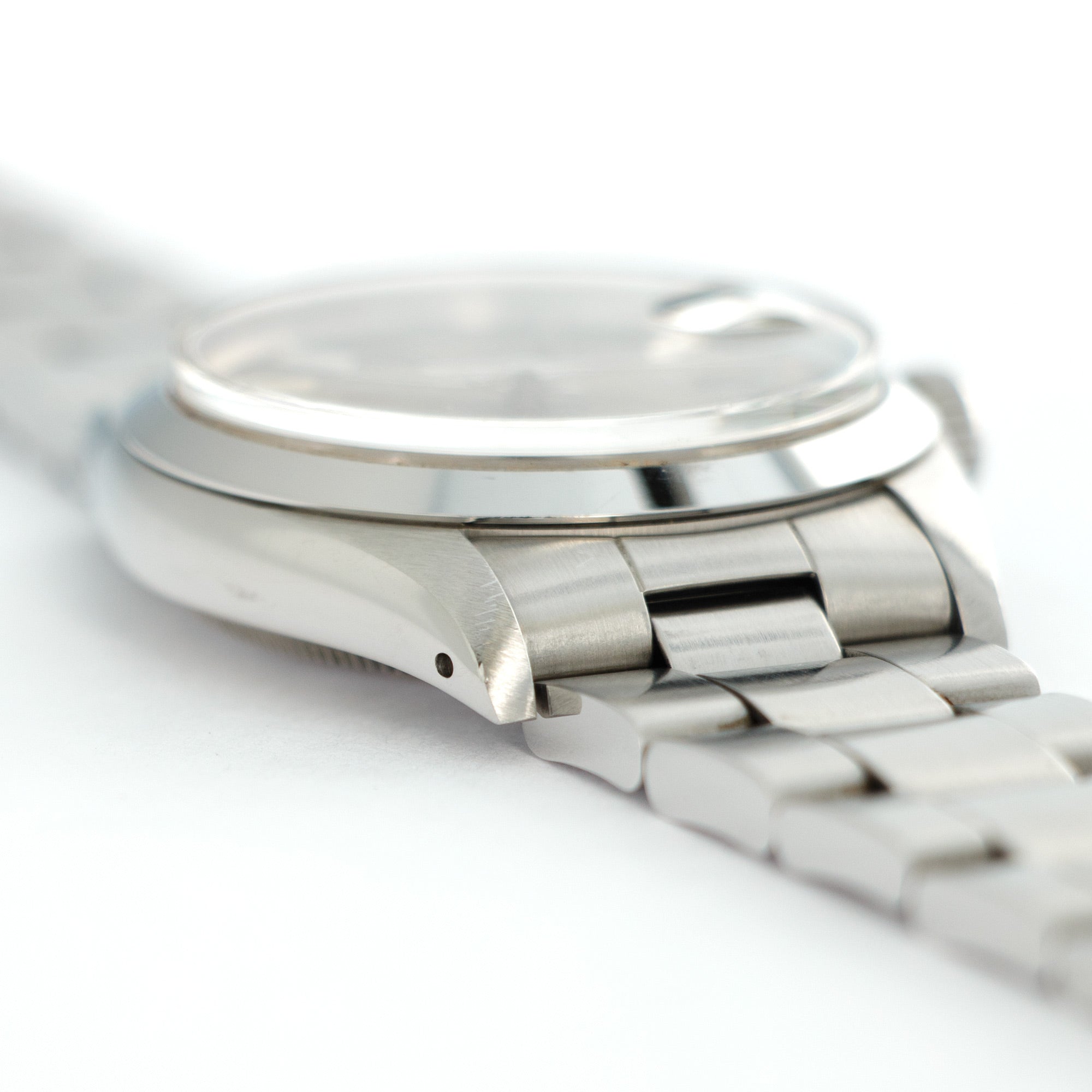 Rolex - Rolex Date Grey Dial Watch Ref. 1500, in Like New Condition - The Keystone Watches
