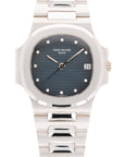 Patek Philippe - Patek Philippe Platinum Nautilus Watch Ref. 3800 with Original Box and Papers - The Keystone Watches