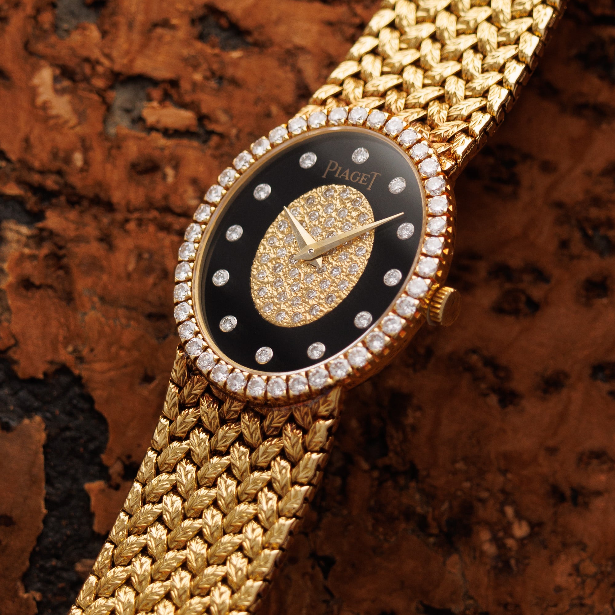 Piaget - Piaget Yellow Gold, Onyx and Diamond Watch Ref. 9826 - The Keystone Watches
