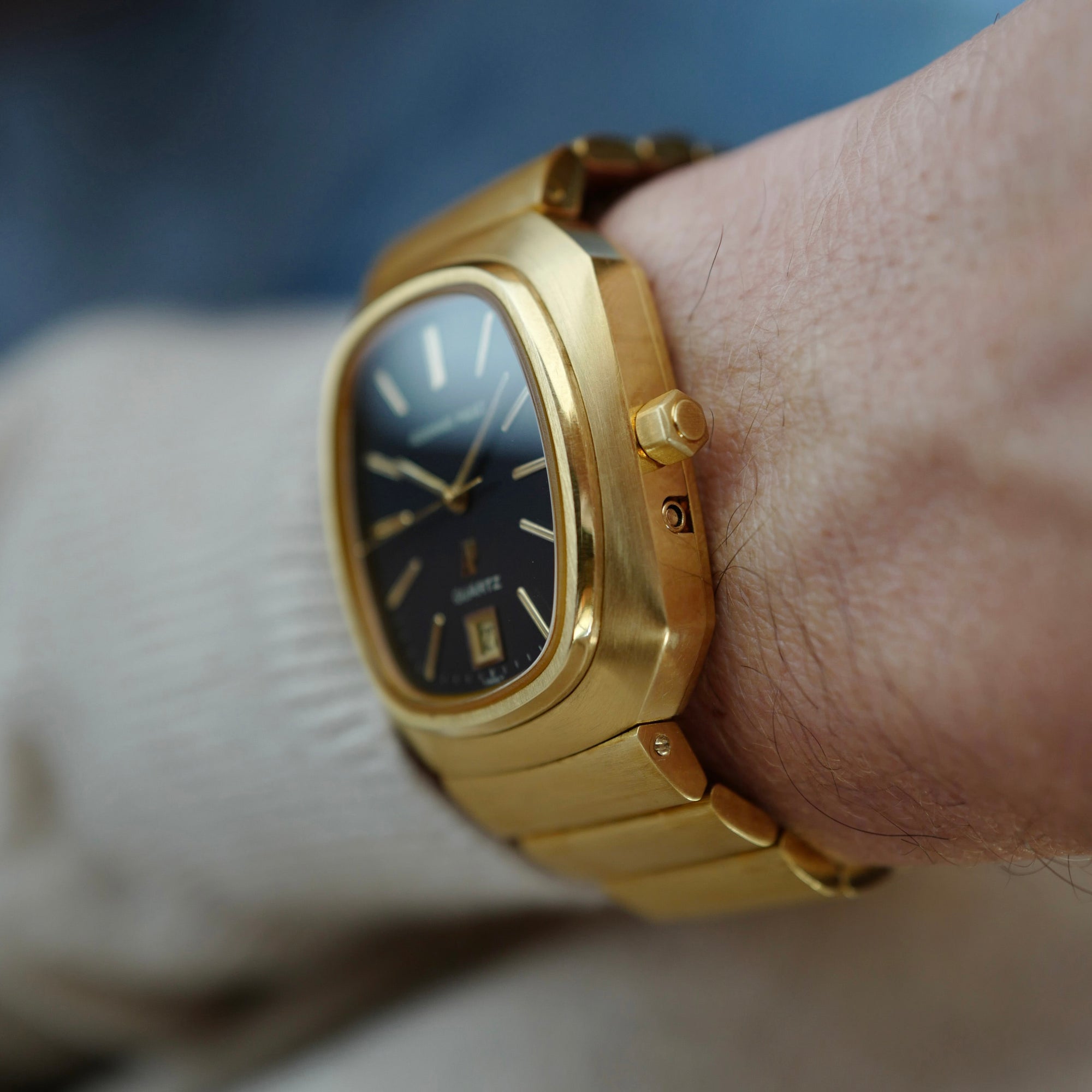 Audemars Piguet Yellow Gold Beta 21 Watch Ref. 6001