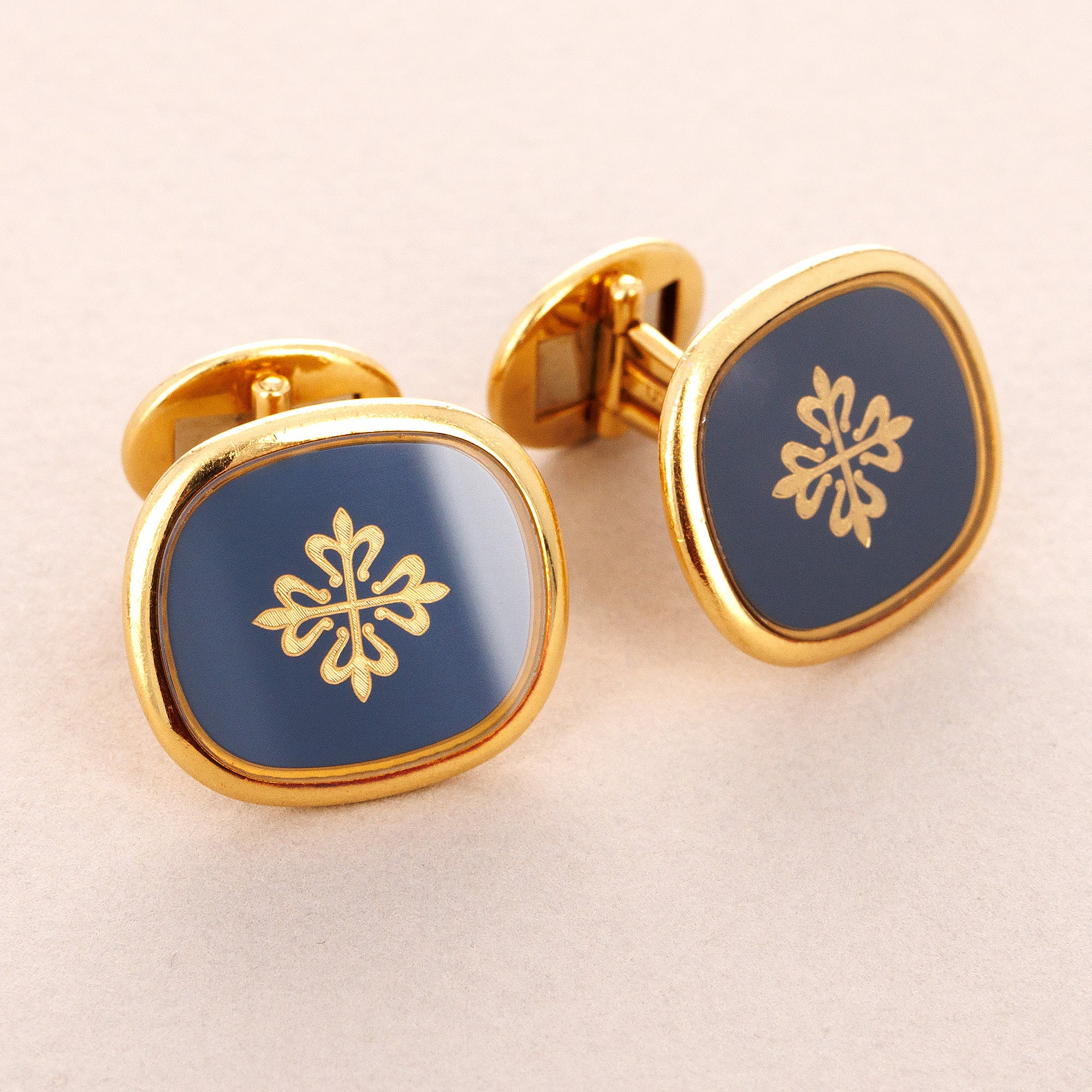 Patek Philippe Yellow Gold Ellipse Cufflinks Ref. 9003 with Calatrava Cross (Objet)