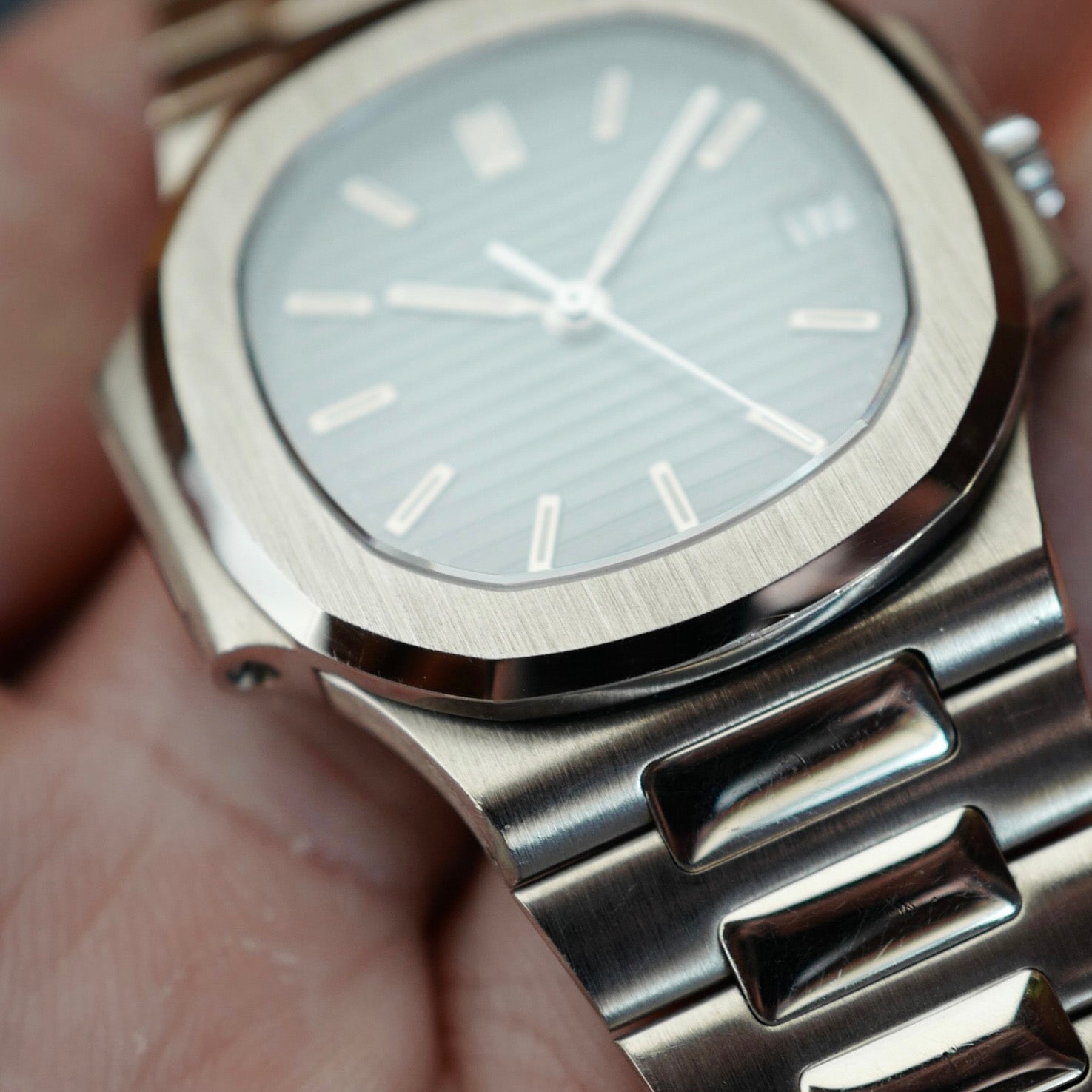 Patek Philippe White Gold Nautilus Ref. 3800 (New Arrival)