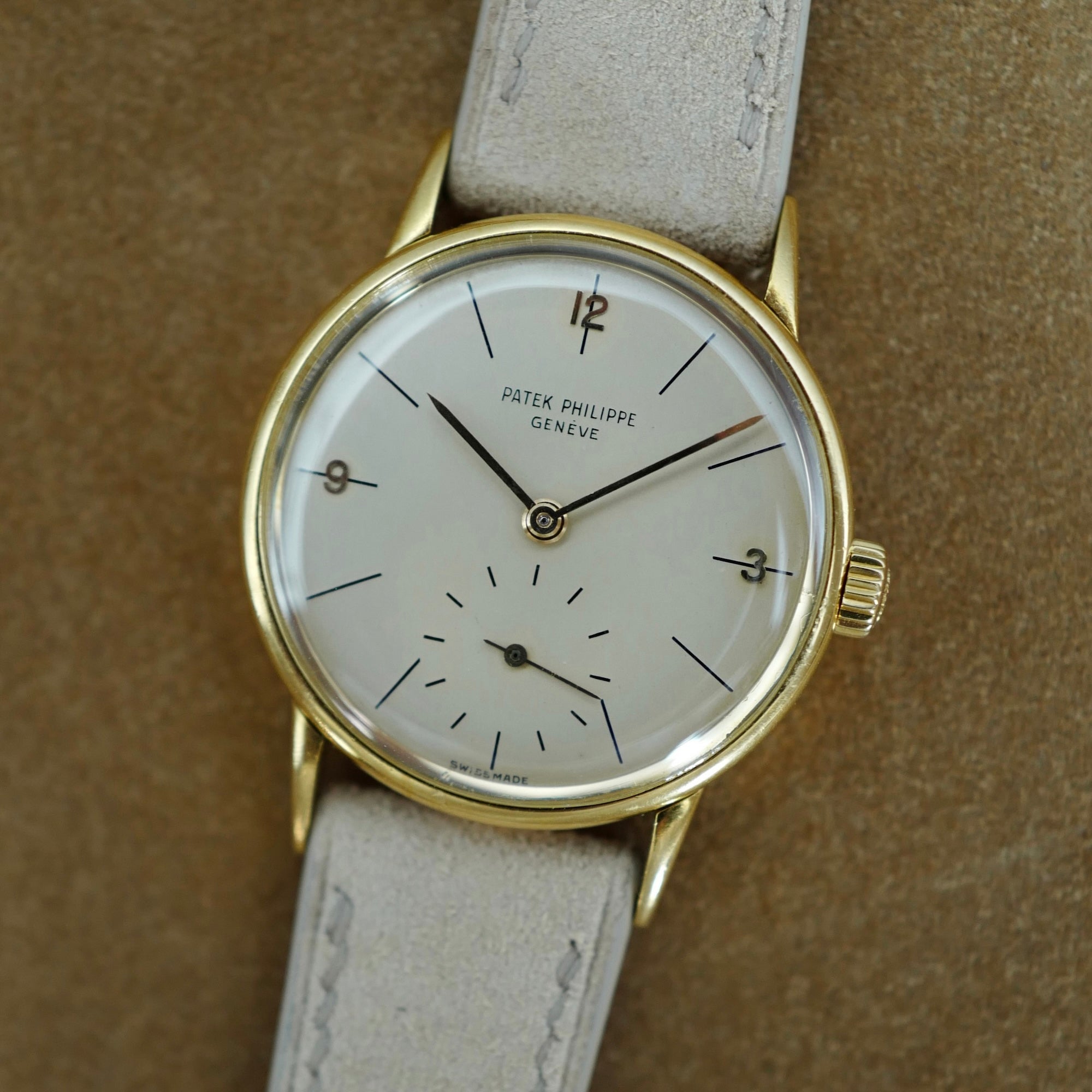 Patek Philippe Yellow Gold Calatrava Ref. 2494 (New Arrival)