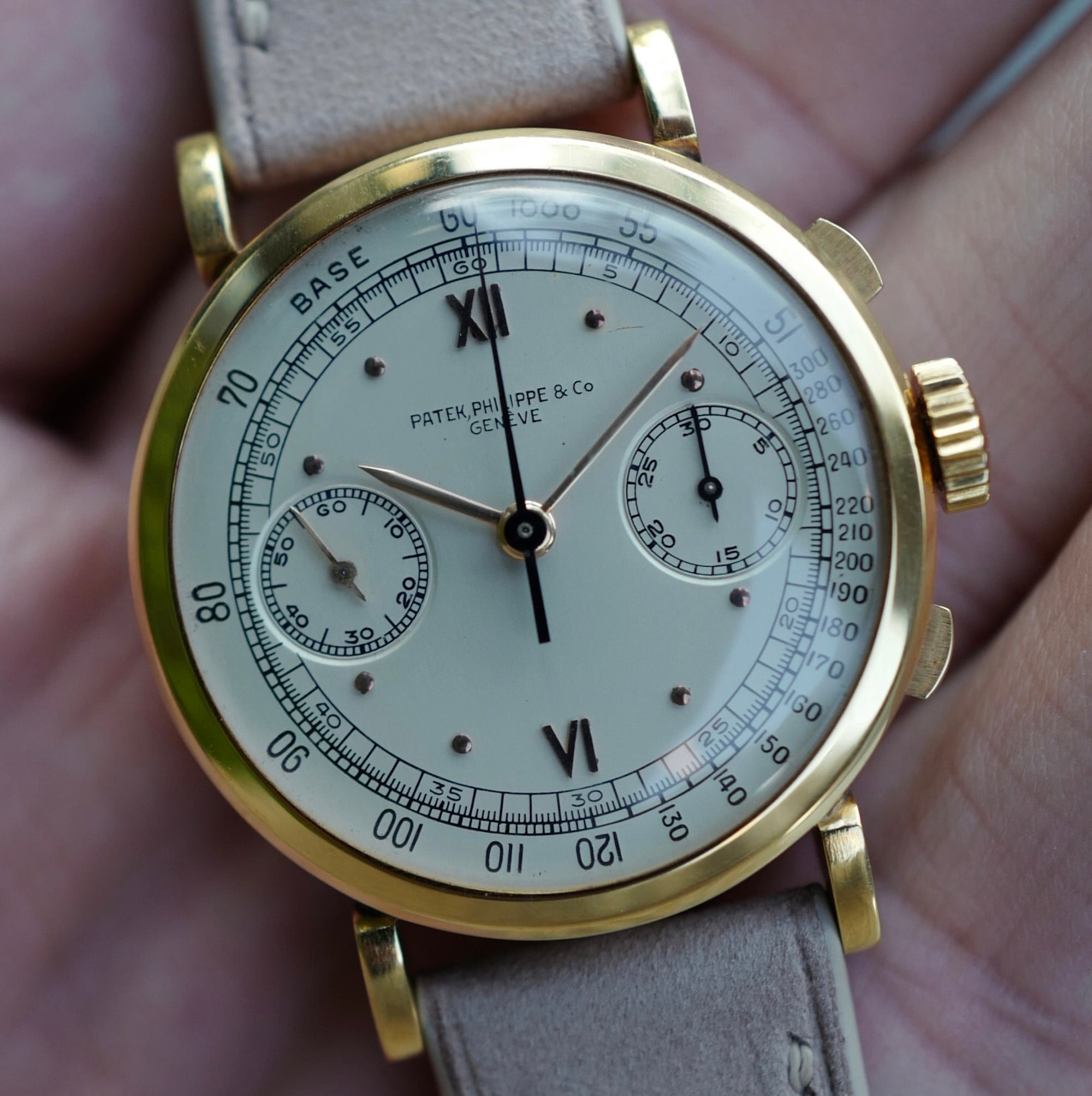 Patek Philippe Yellow Gold Chronograph Watch Ref. 591, Incredible Original Condition (New Arrival)