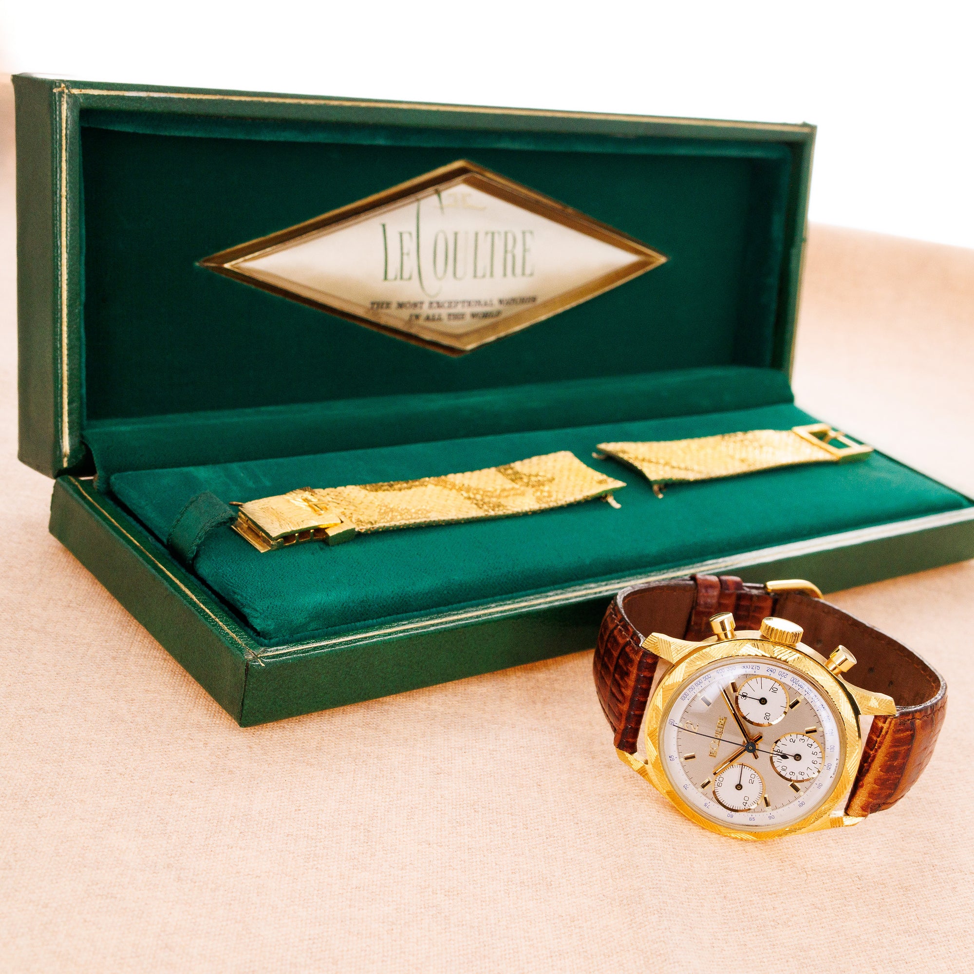 Jaeger LeCoultre Yellow Gold Chronograph Valjoux 72