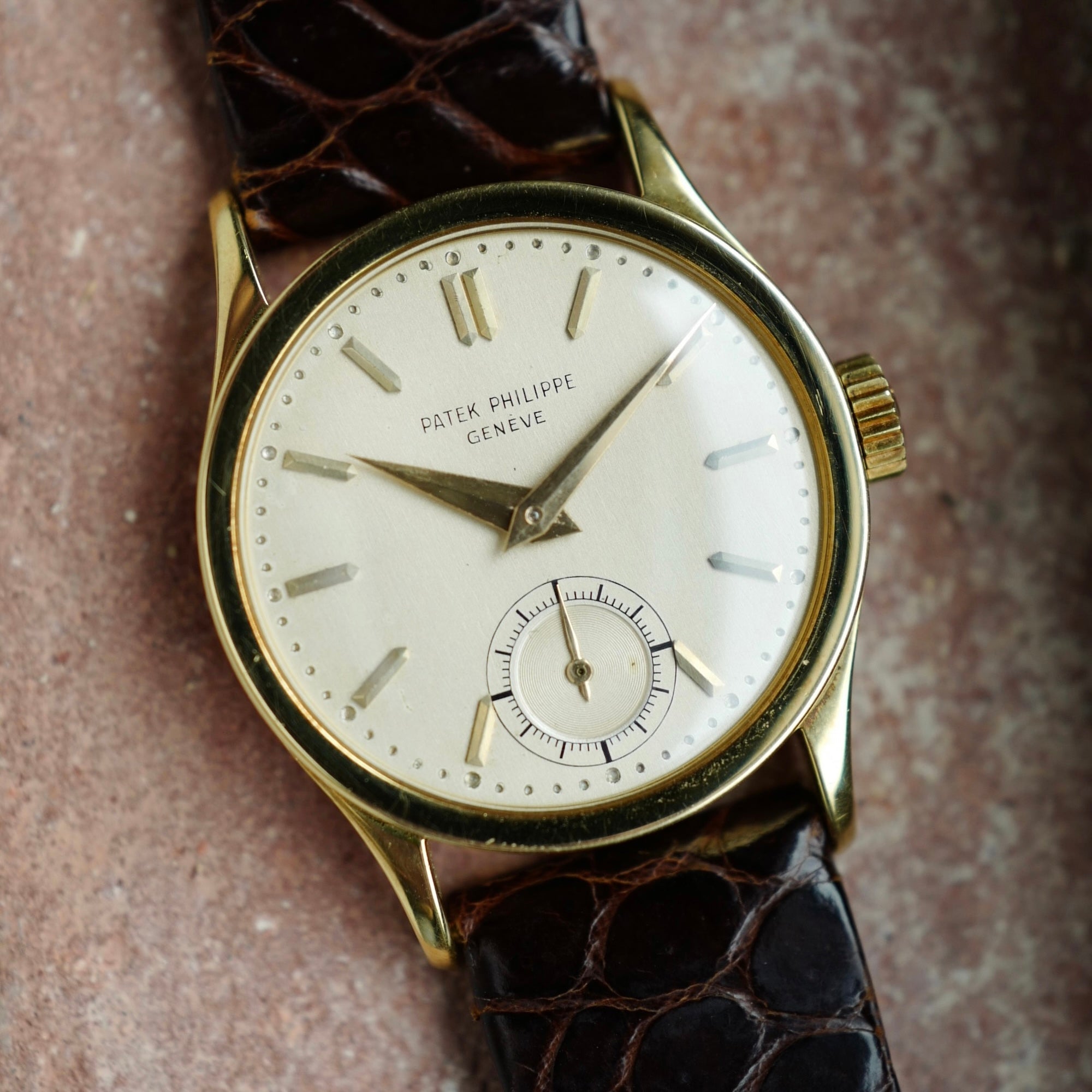 Patek Philippe - Patek Philippe Yellow Gold Calatrava Ref. 96 - The Keystone Watches