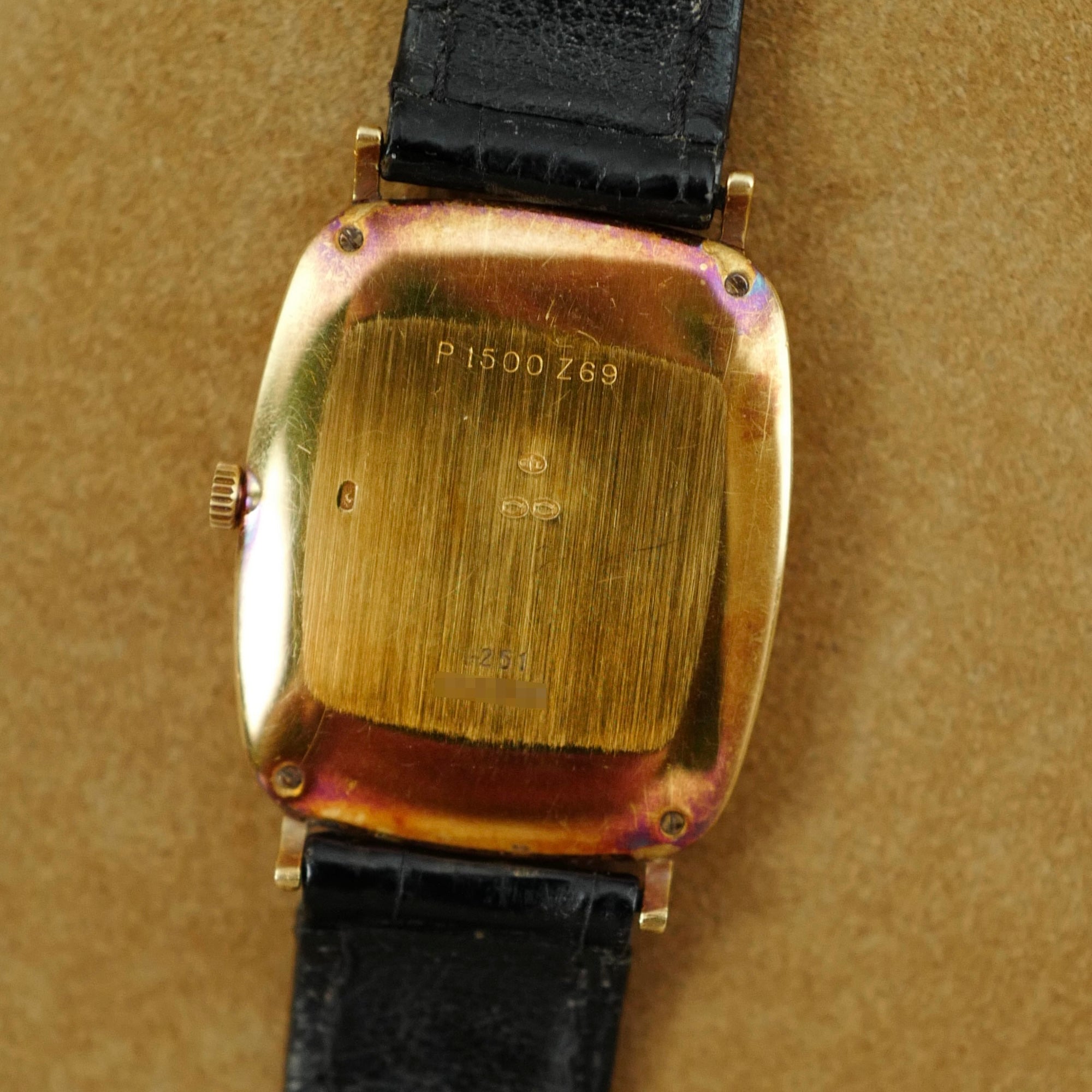 Piaget - Piaget Yellow Gold Classique Ref. 9251 Retailed by Van Cleef &amp; Arpels - The Keystone Watches