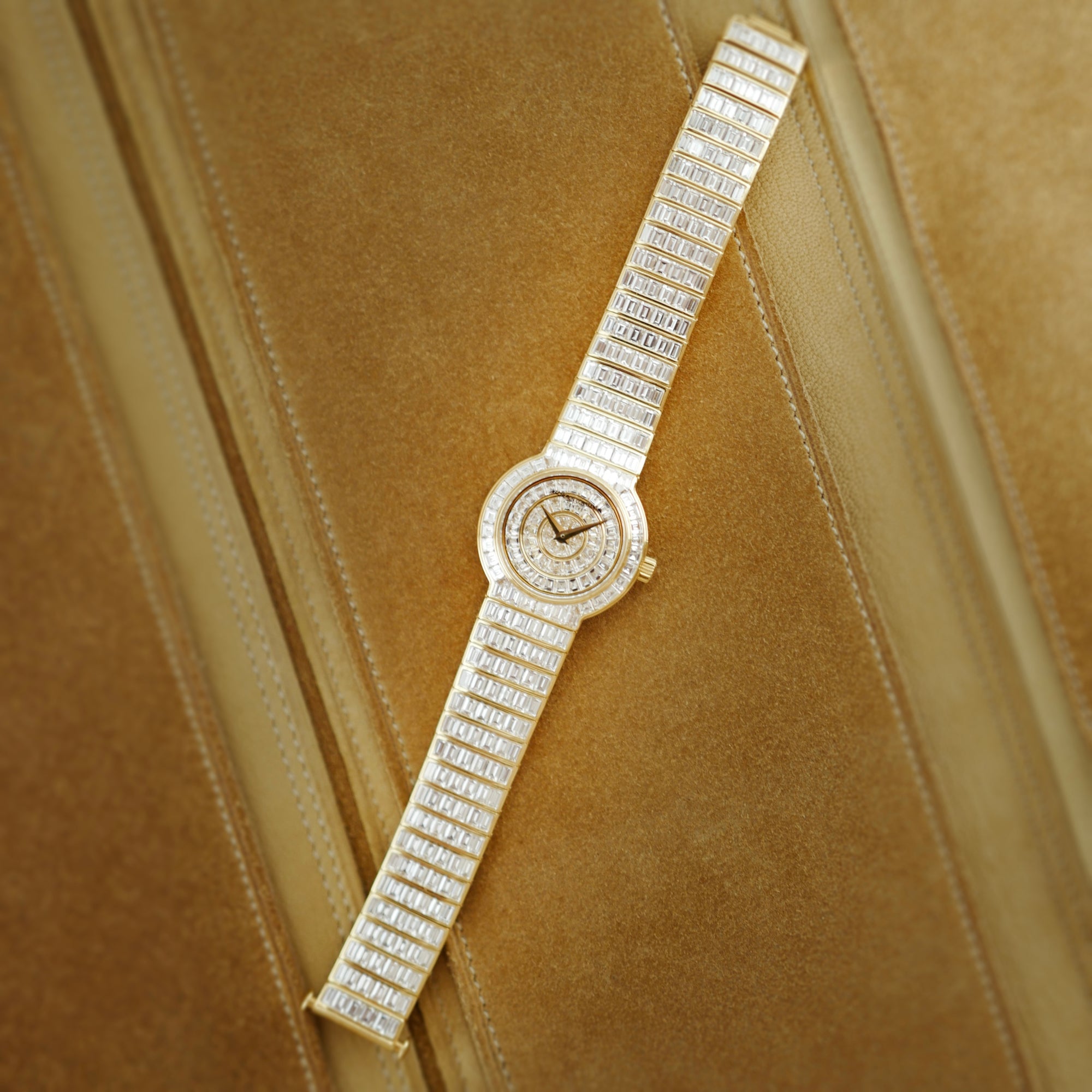 Vacheron Constantin Yellow Gold Kalla Ref. 10546/146j (New Arrival)