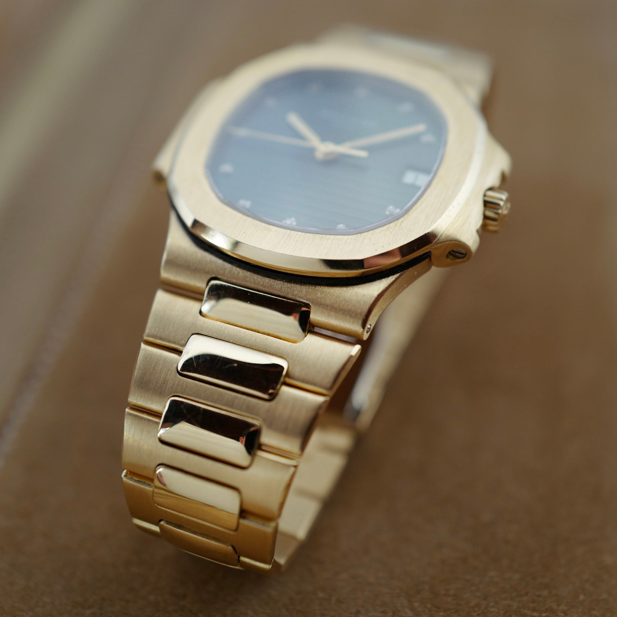 Patek Philippe Yellow Gold Nautilus Ref. 3800 with Blue Diamond Dial