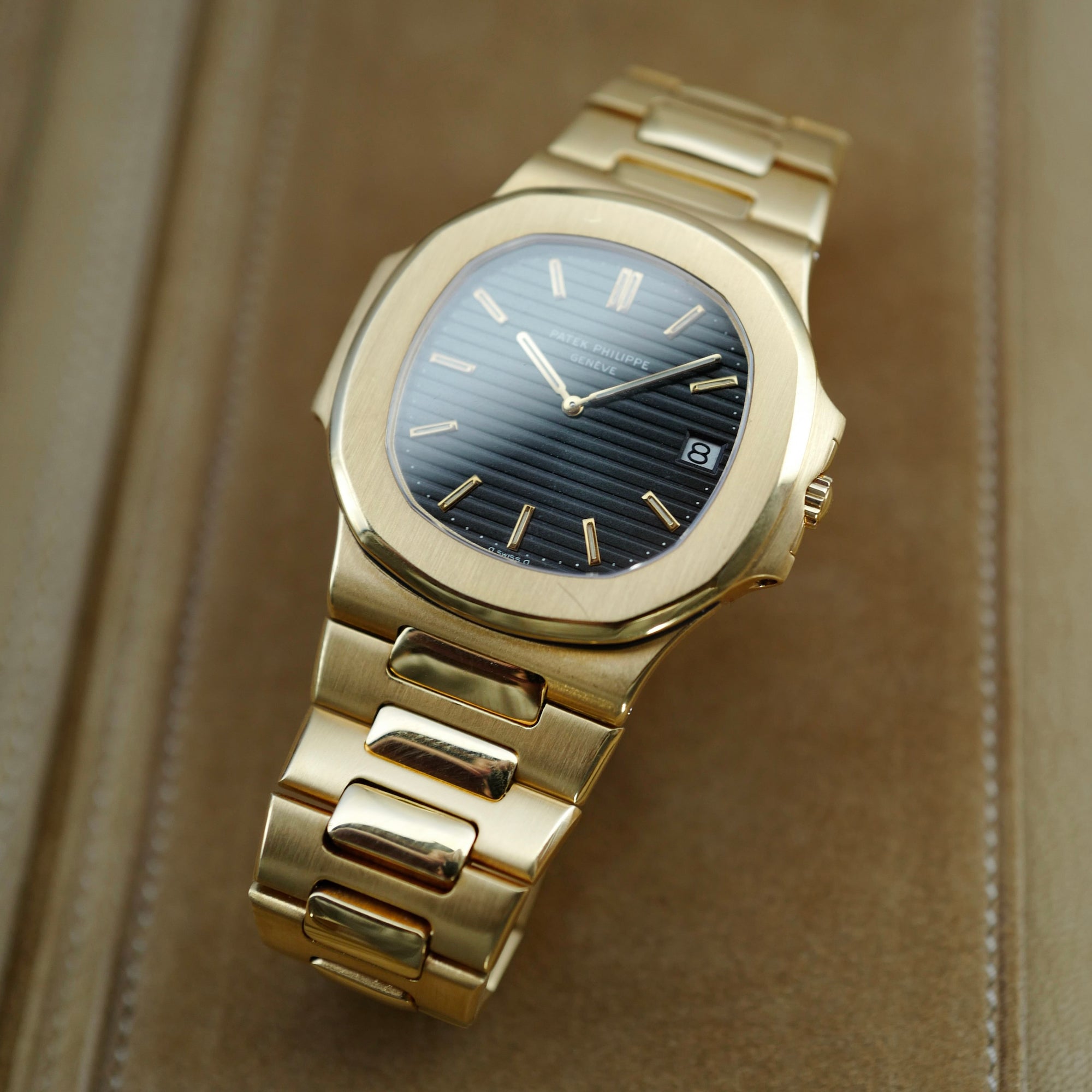 Patek Philippe - Patek Philippe Yellow Gold Nautilus Watch Ref. 3700 (New Arrival) - The Keystone Watches