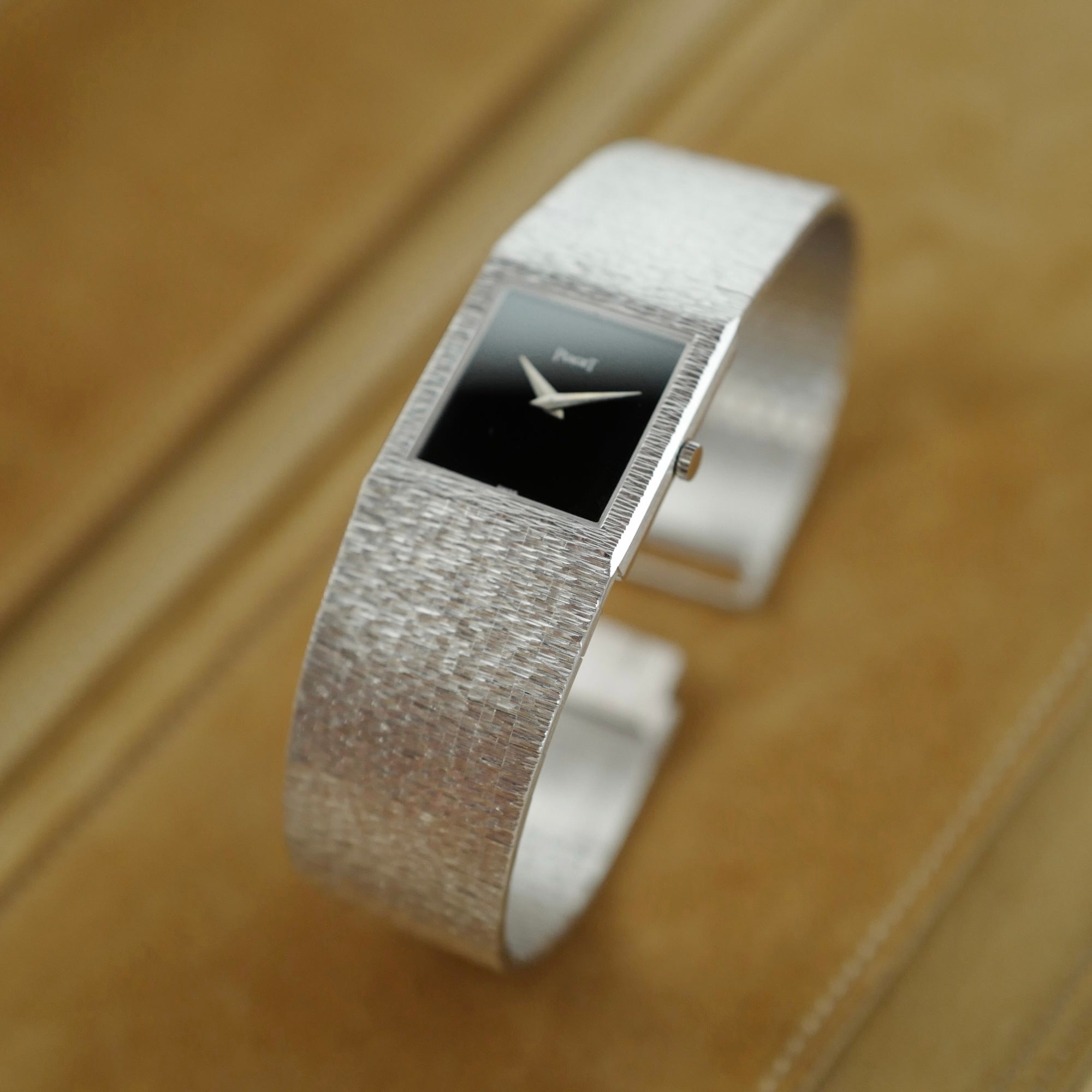 Piaget - Piaget White Gold Bracelet Watch Ref. 9133 with Onyx Dial (New Arrival) - The Keystone Watches