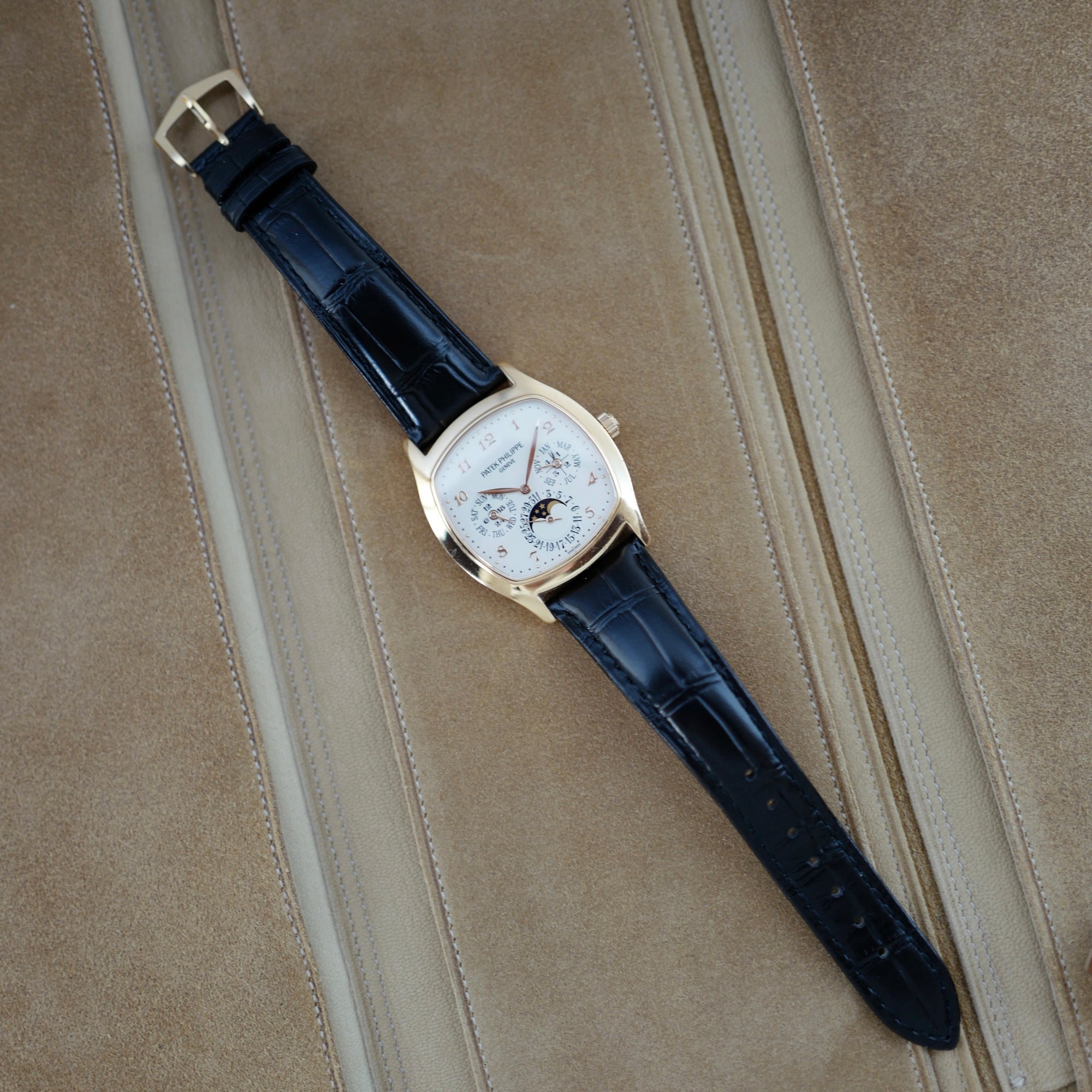 Patek Philippe Rose Gold Perpetual Calendar Ref. 5940 (New Arrival)