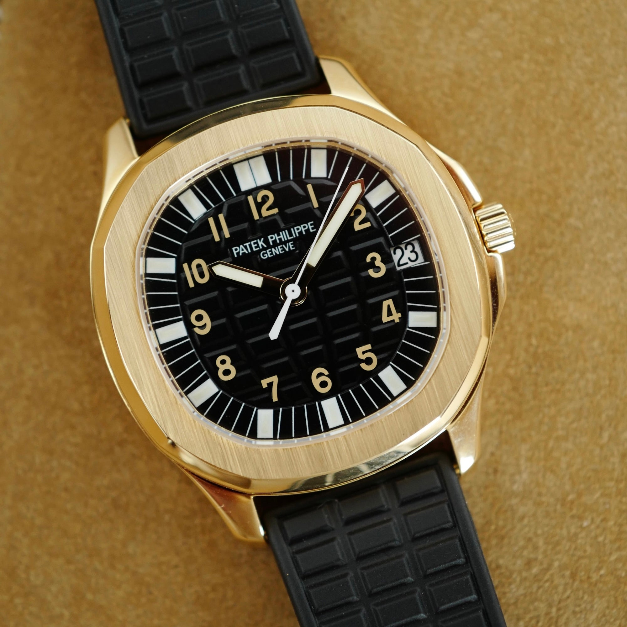 Patek Philippe Yellow Gold Aquanaut Ref. 5065 (New Arrival)