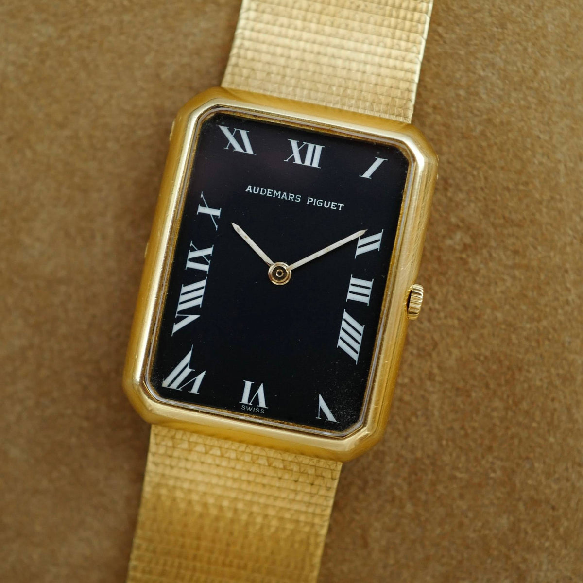 Ap Watch Rectangular Audemars Piguet Vintage 18k YG – The Keystone Watches
