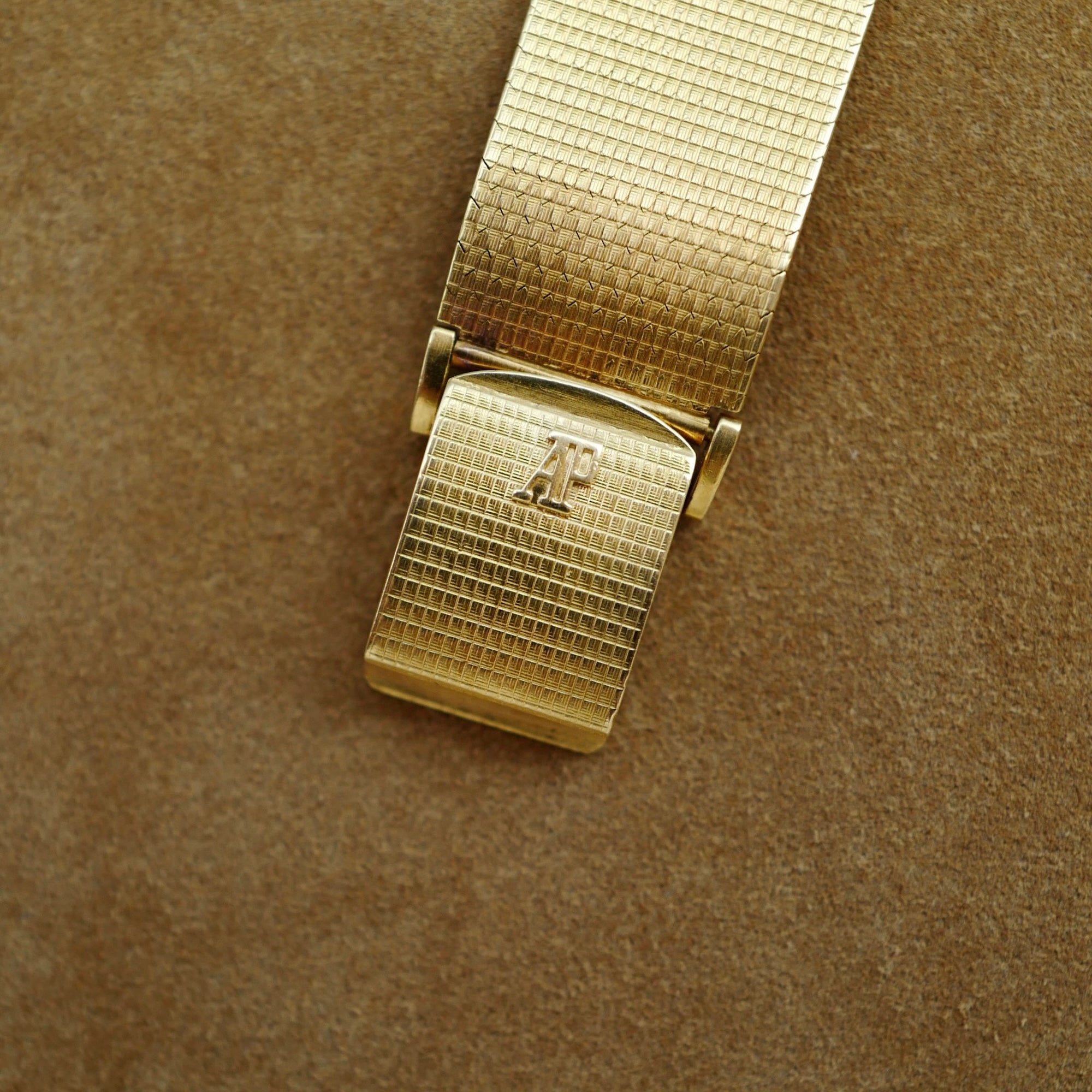 Audemars Piguet - Audemars Piguet Yellow Gold Rectangular Bracelet Watch (New Arrival) - The Keystone Watches