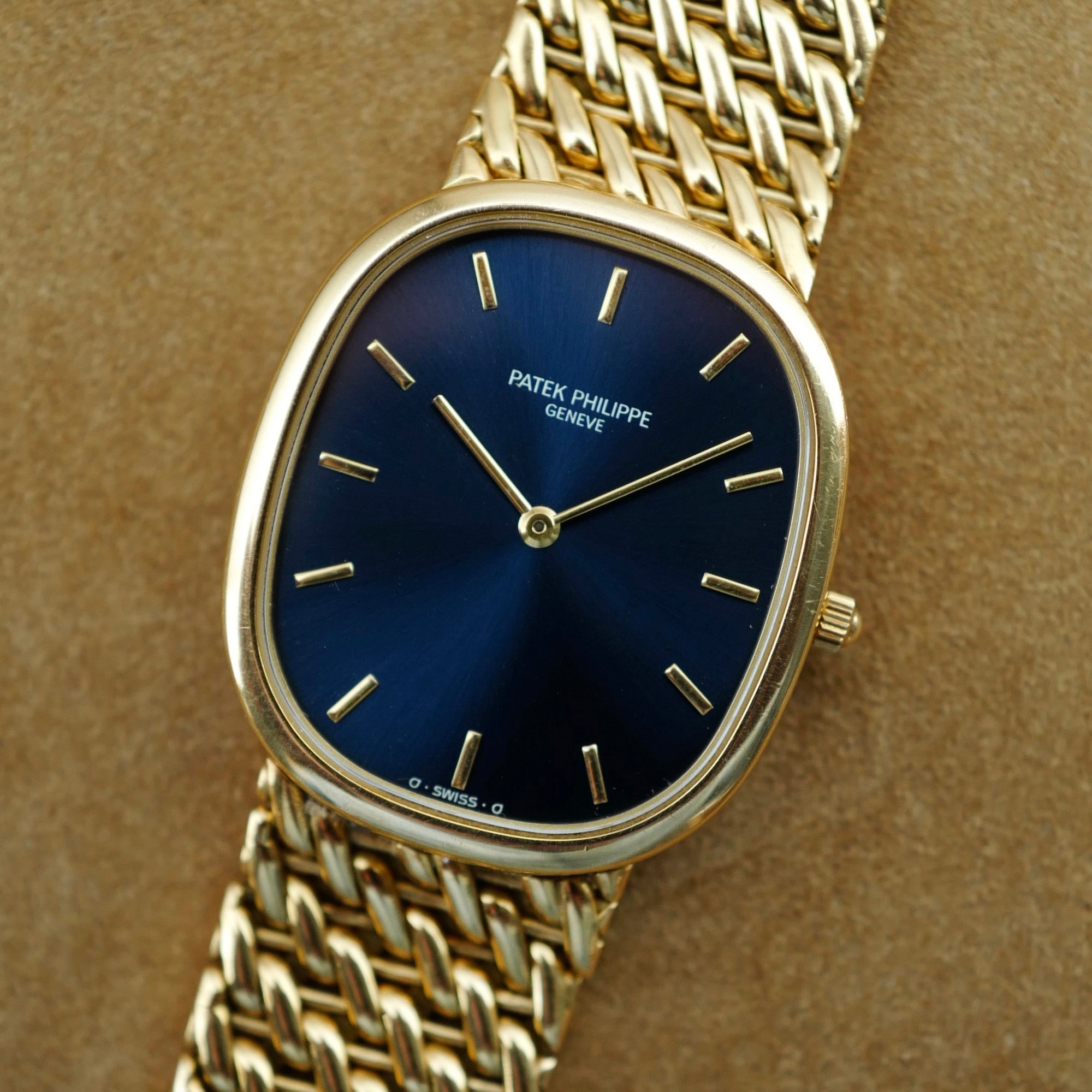 Patek Philippe - Patek Philippe Yellow Gold Automatic Ellipse Ref. 3738 (New Arrival) - The Keystone Watches