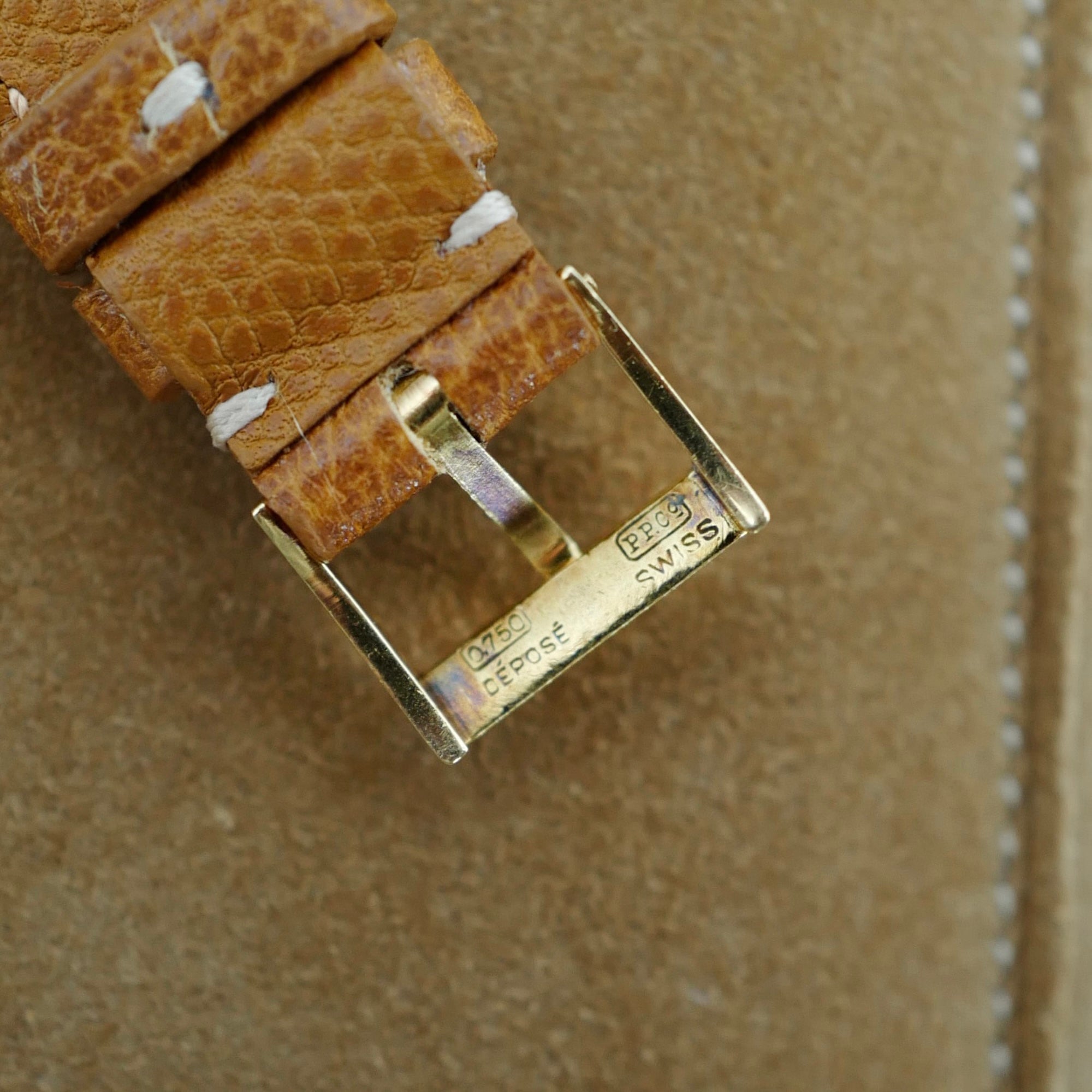 Patek Philippe - Patek Philippe Yellow Gold World Time Watch Ref. 1415 - The Keystone Watches
