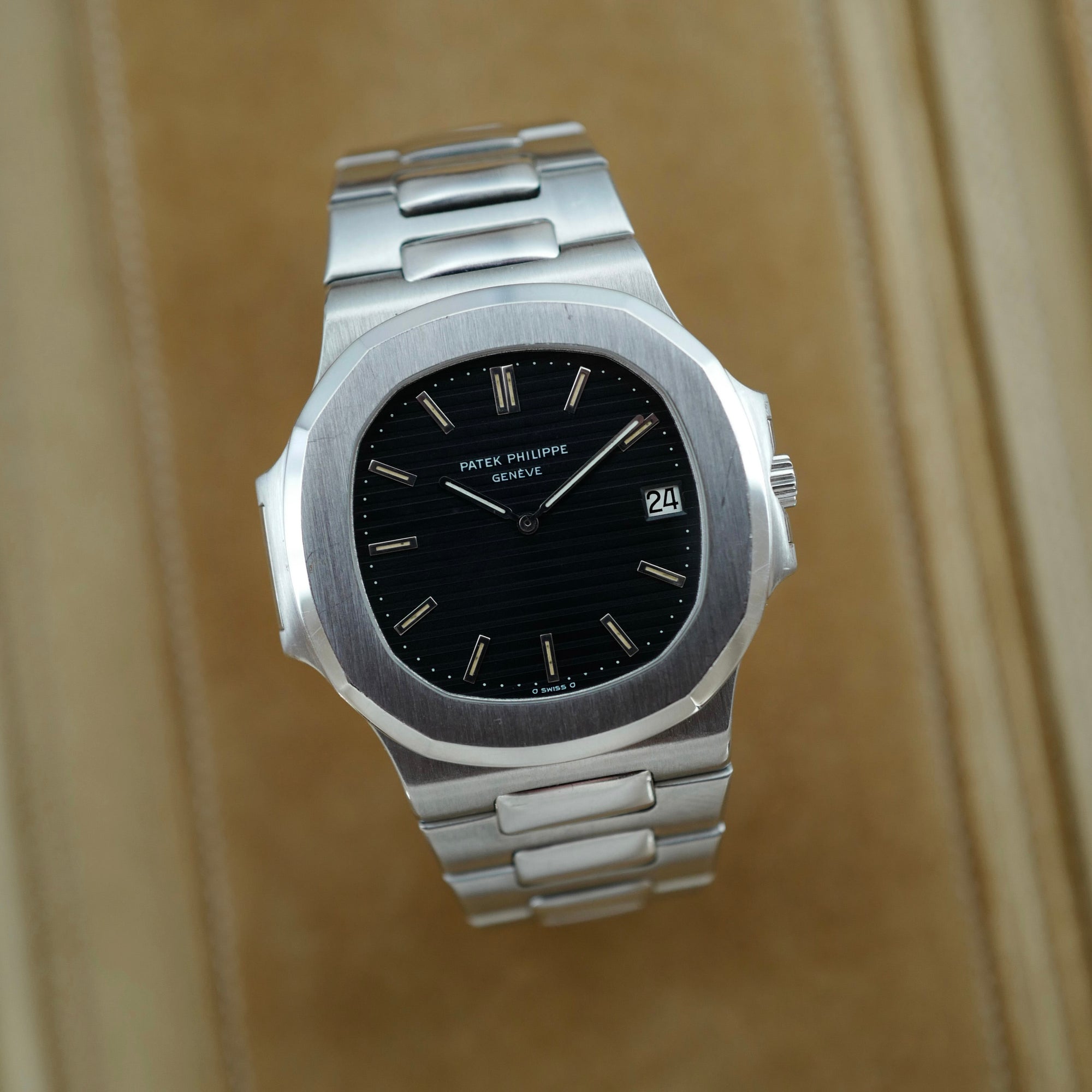 Patek Philippe - Patek Philippe Steel Jumbo Nautilus Ref. 3700 - The Keystone Watches