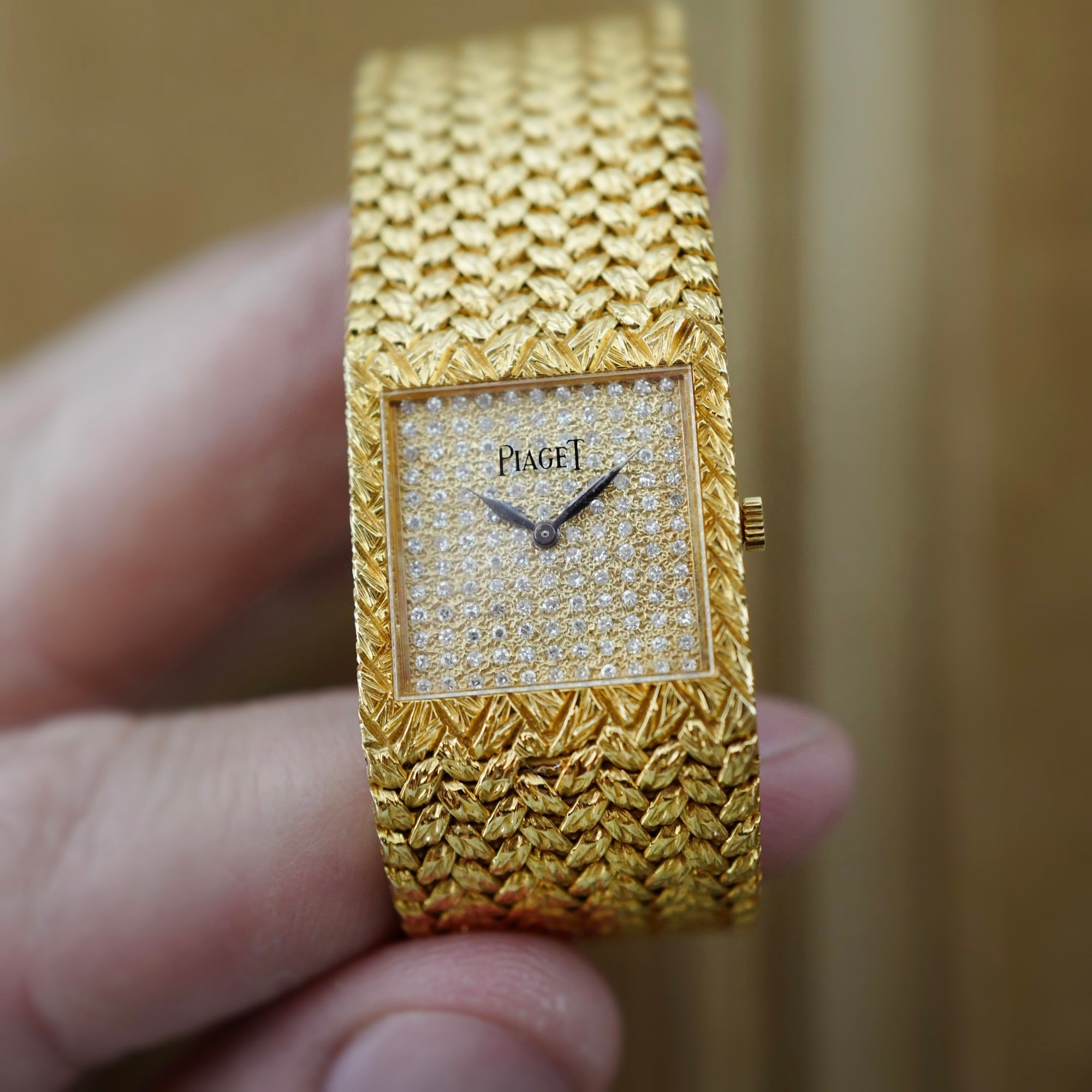 Piaget - Piaget Yellow Gold Tradition Ref. 9352 with Pave Dial - The Keystone Watches