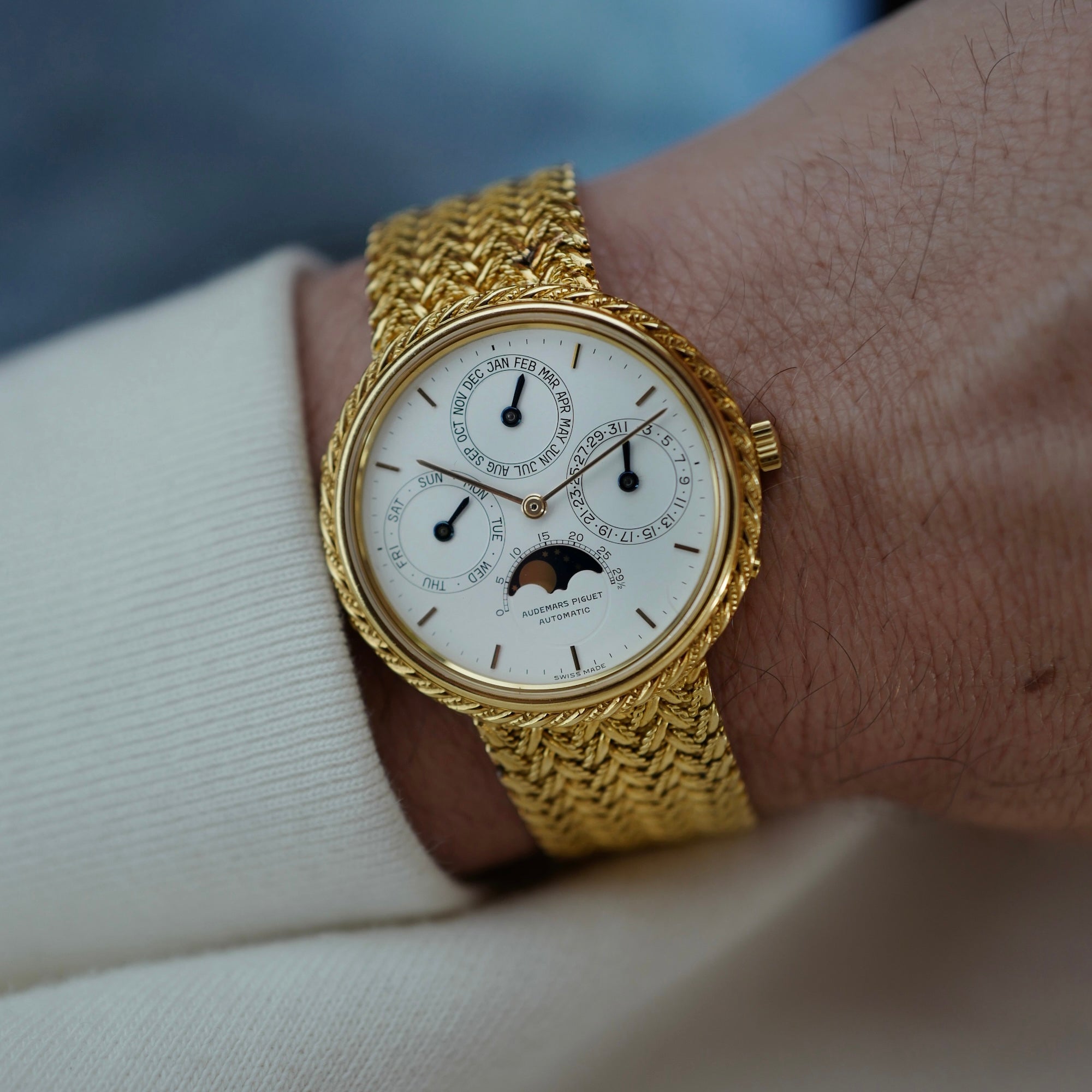 Audemars Piguet - Audemars Piguet Yellow Gold Quantieme Perpetual Watch Ref. 5549 - The Keystone Watches