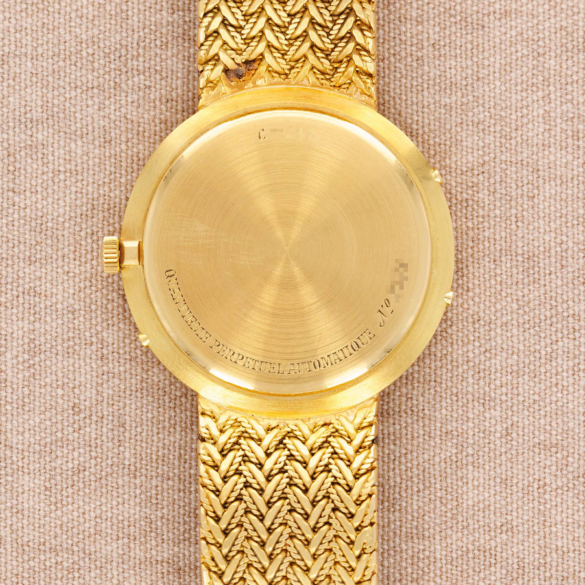 Audemars Piguet - Audemars Piguet Yellow Gold Quantieme Perpetual Watch Ref. 5549 - The Keystone Watches