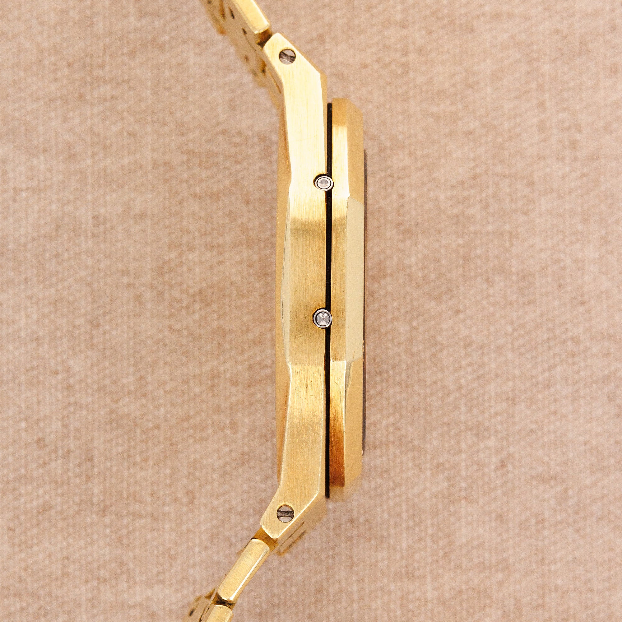 Audemars Piguet Yellow Gold Vintage Royal Oak Perpetual Ref. 25654BA