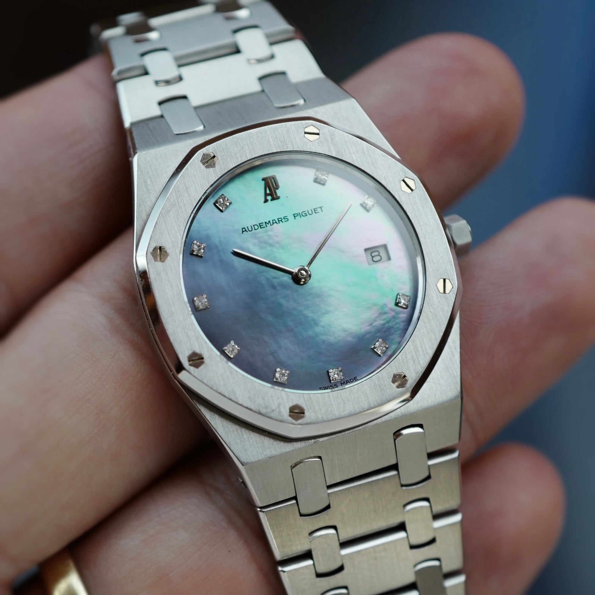 Audemars Piguet Platinum Royal Oak Watch Ref. 56175 with Mother of Pearl Dial (New Arrival)