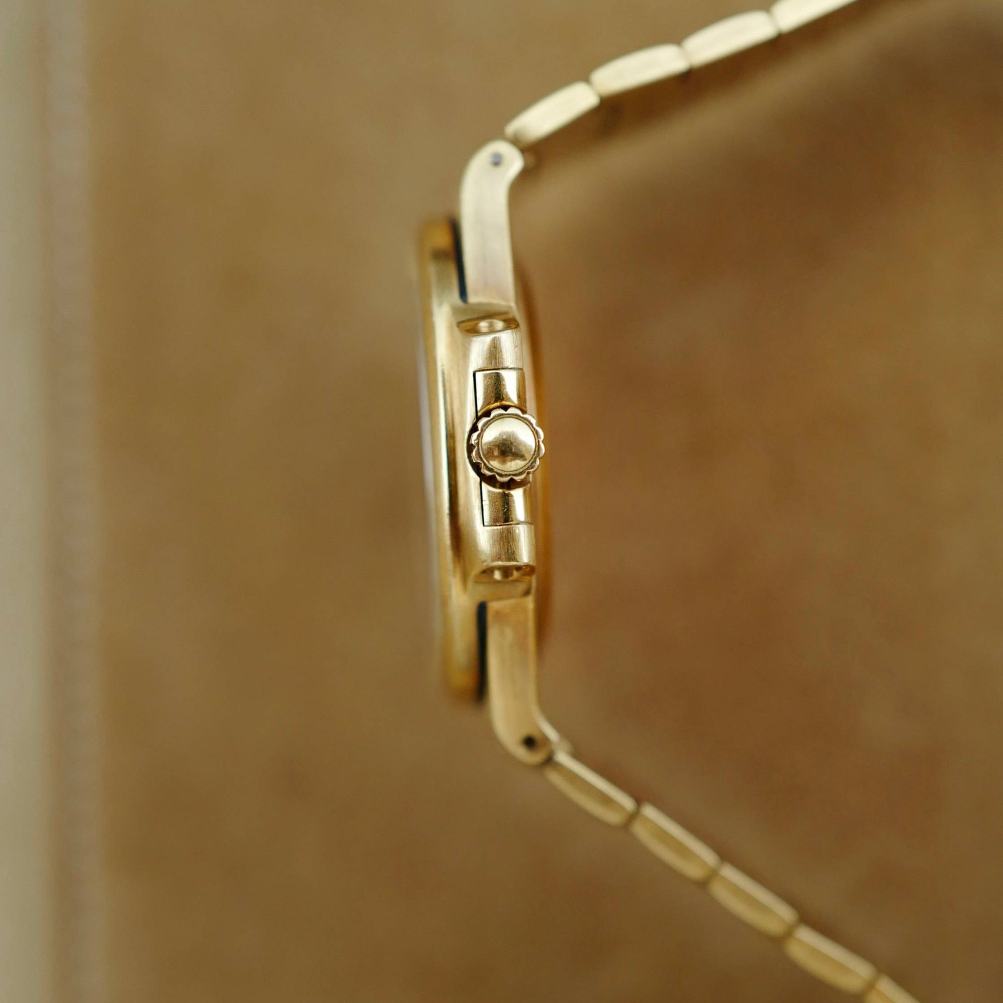 Patek Philippe - Patek Philippe Yellow Gold Nautilus Ref. 3800 - The Keystone Watches