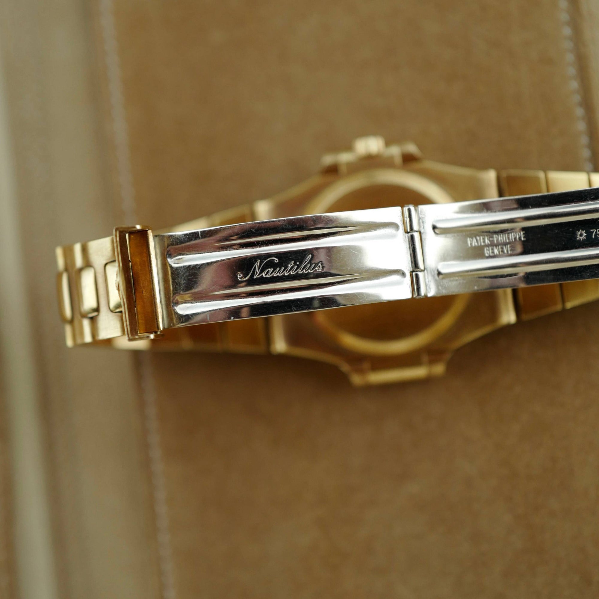Patek Philippe - Patek Philippe Yellow Gold Nautilus Ref. 3800 - The Keystone Watches