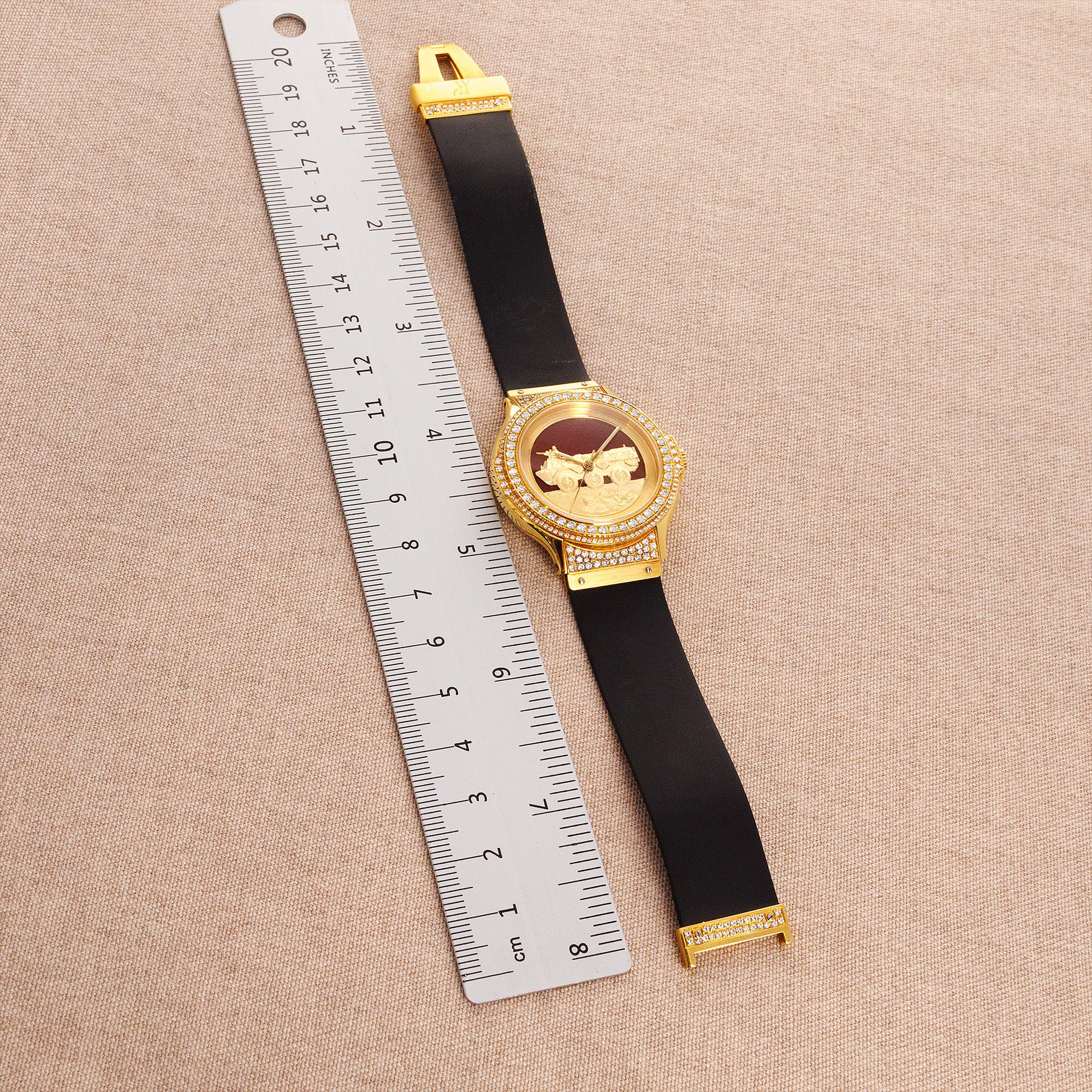 Hublot Yellow Gold MDM Red Enamel Tank Watch Ref. 1582.3