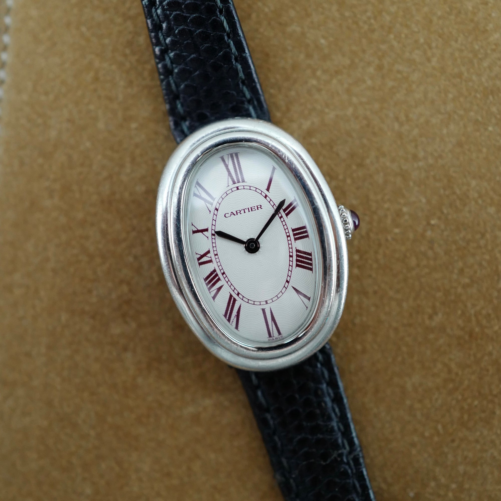 Cartier Platinum Baignoire Ref. 78094, Special Order with Burgundy Numerals, 1980s (New Arrival)