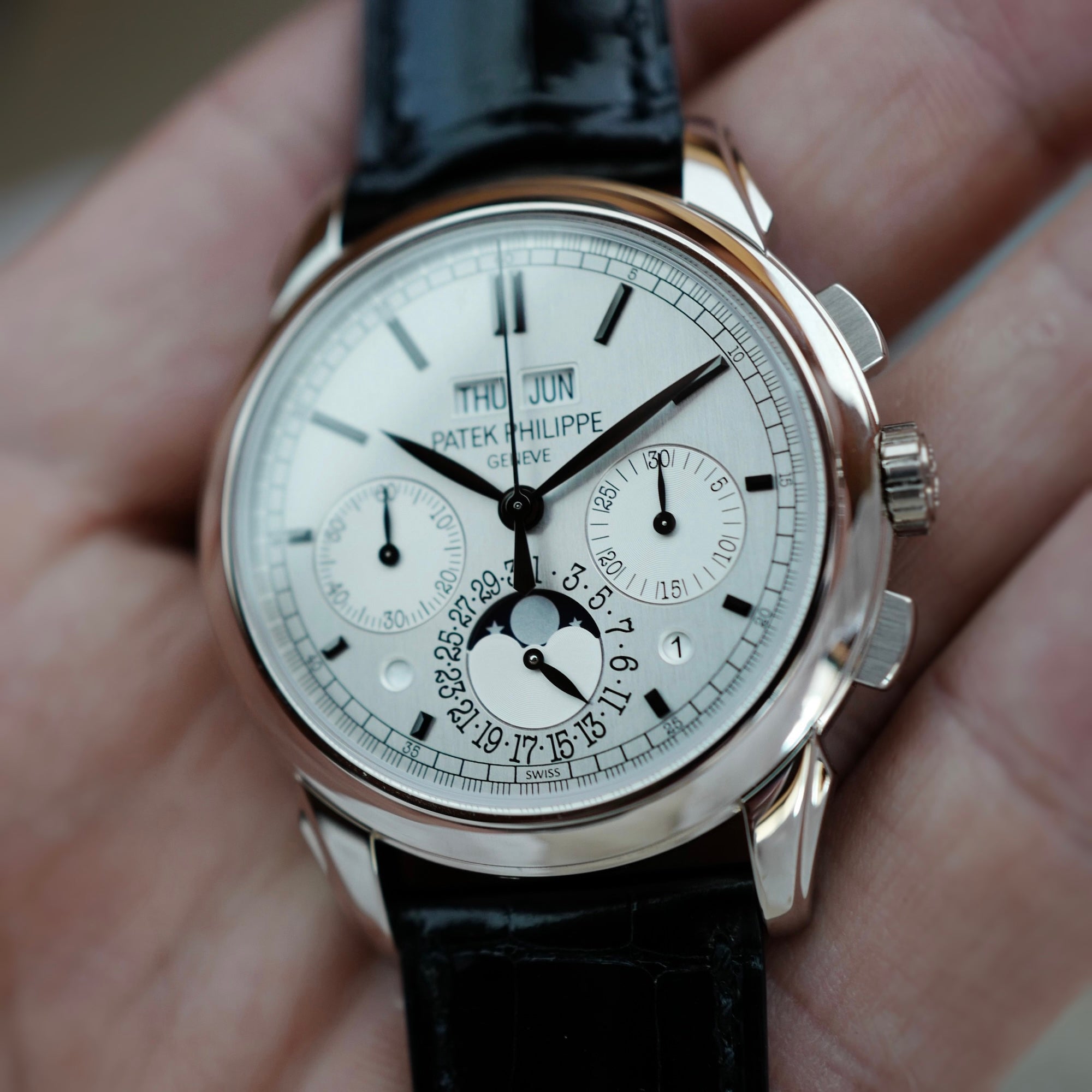 Patek Philippe White Gold Perpetual Calendar Chronograph Ref. 5270G (New Arrival)